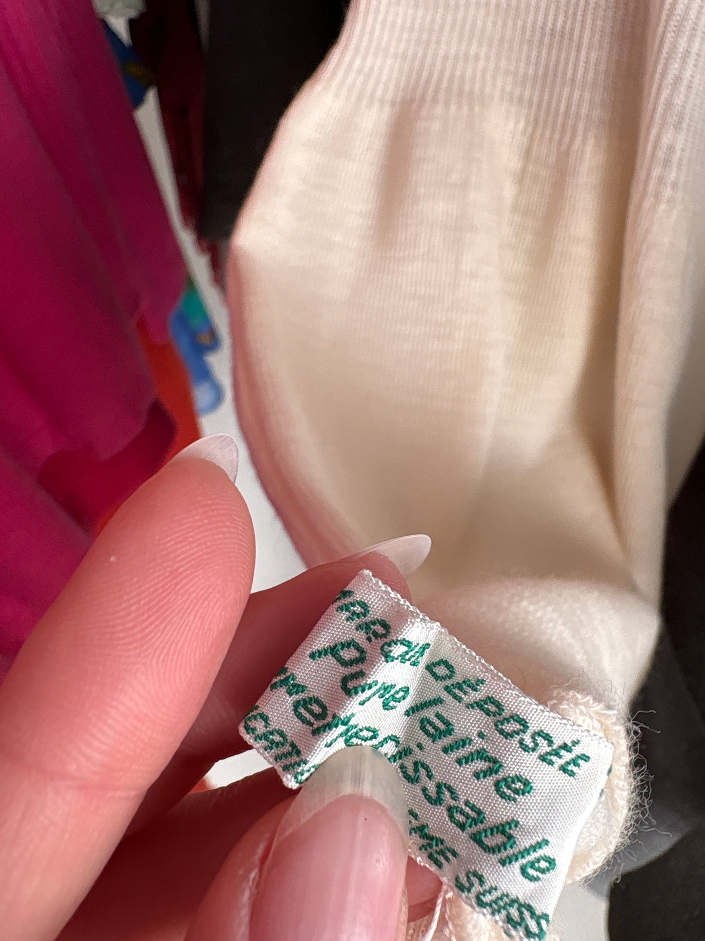 Maieu cambrat italian din lana extafina irestringibila