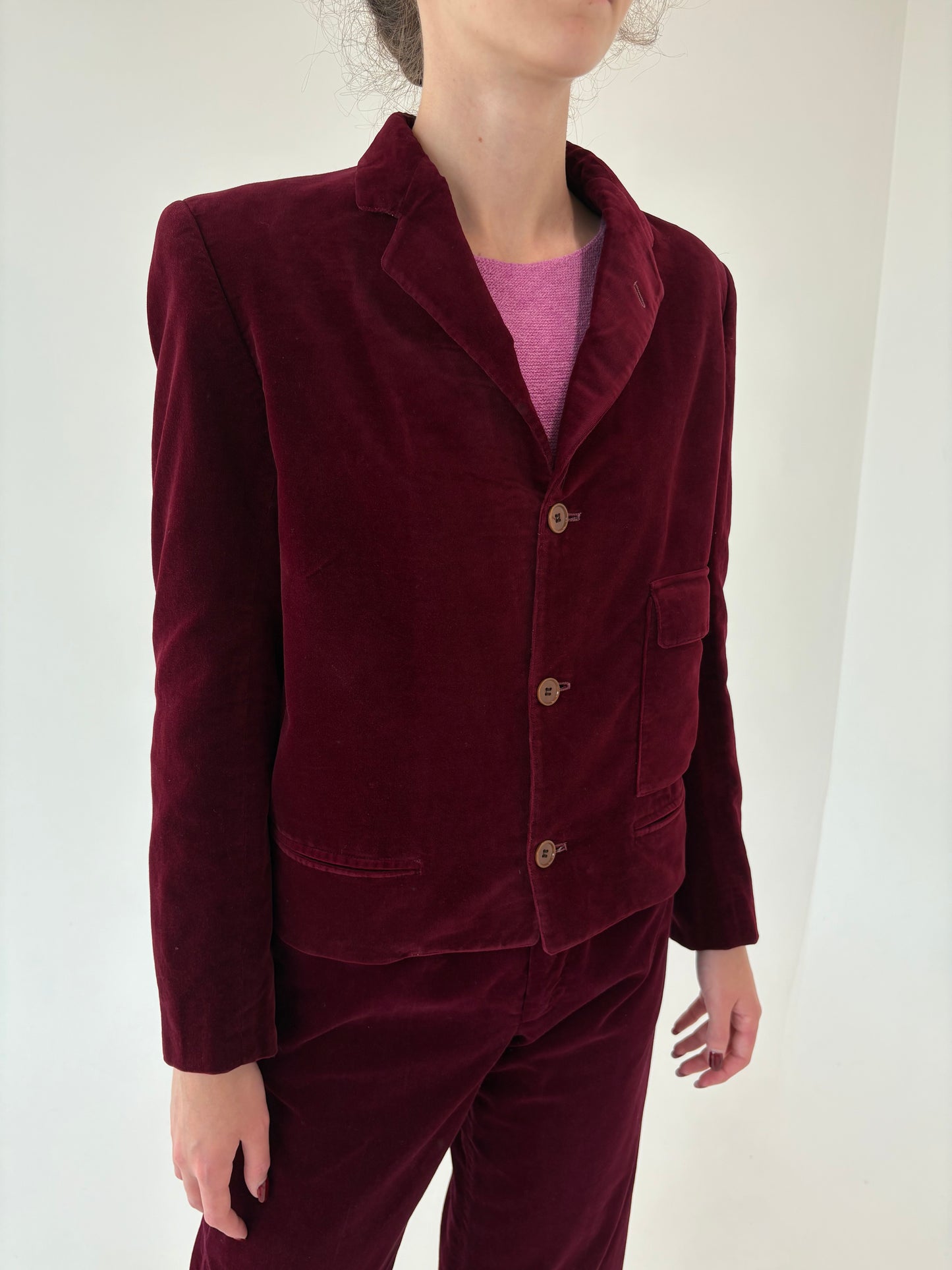 Costum italian burgundy din catifea luxoasă de bumbac