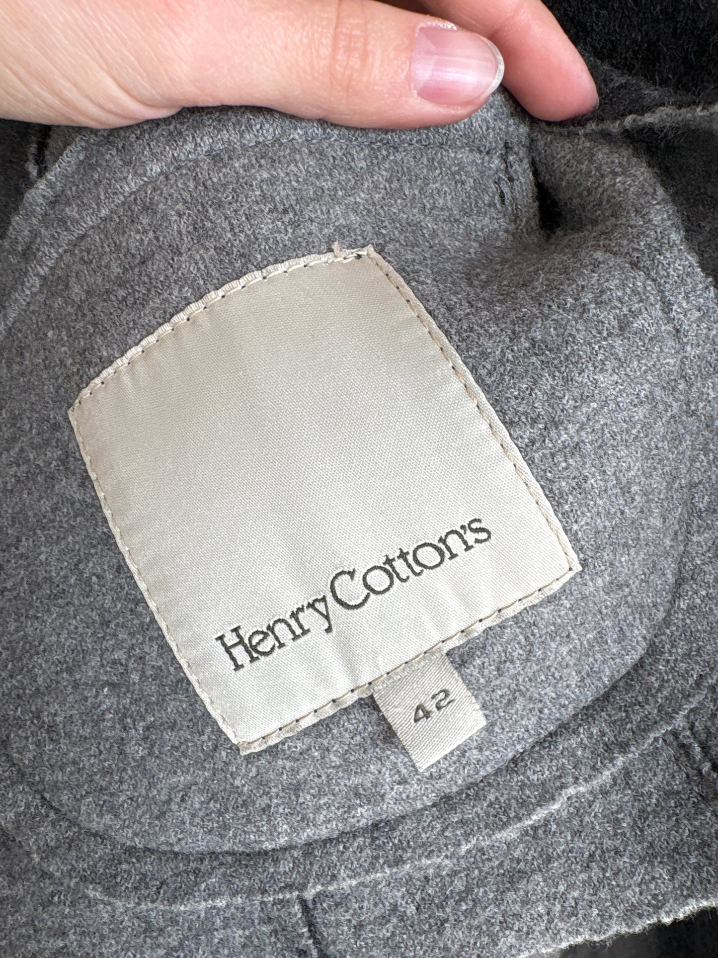 Sacou cambrat în nuanțe de gri din light boiled wool extrafina confort