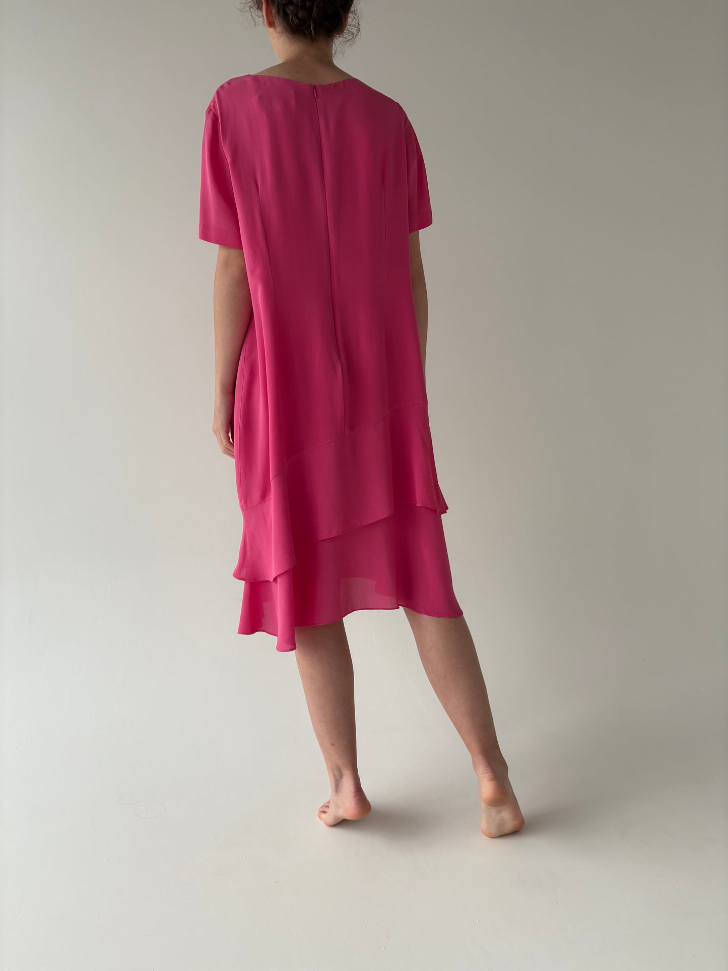 Rochie luxury fucsia Elegance din mătase naturală mată cu volane