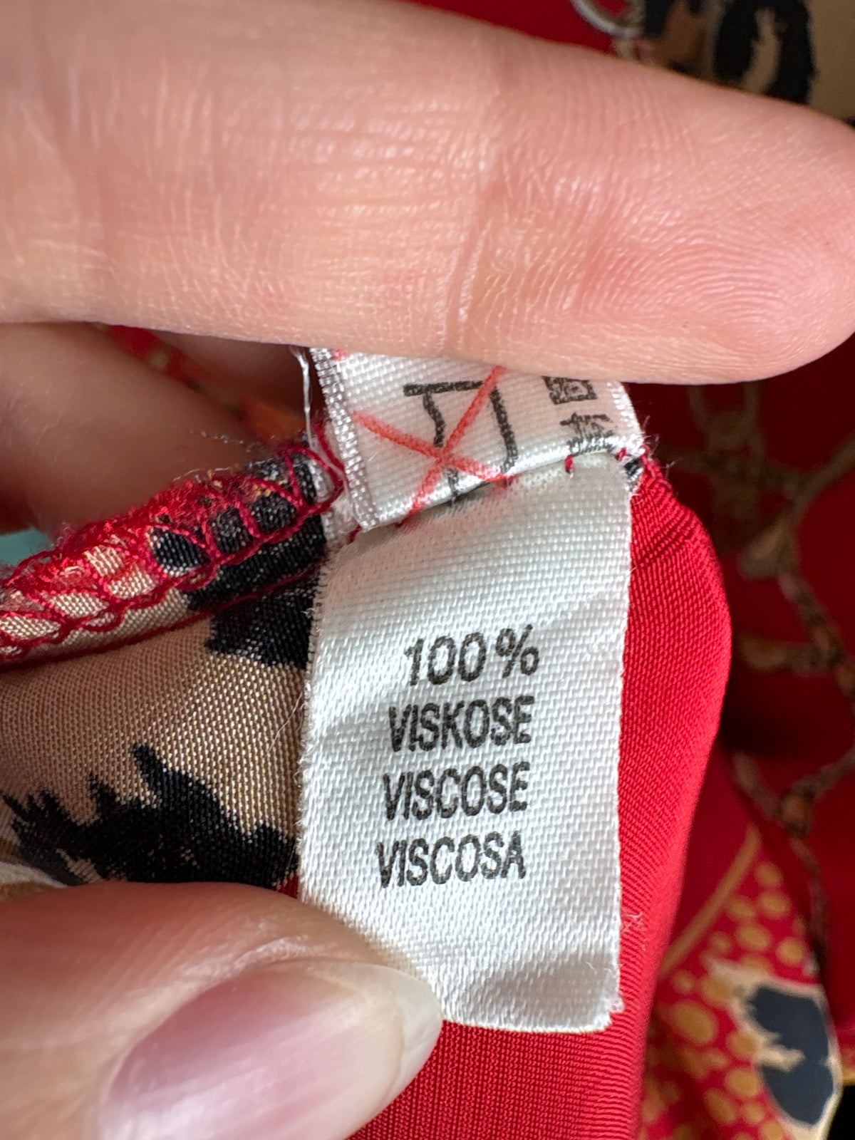 Cămașa statement Elegance cu print în stil Versace și revere mari