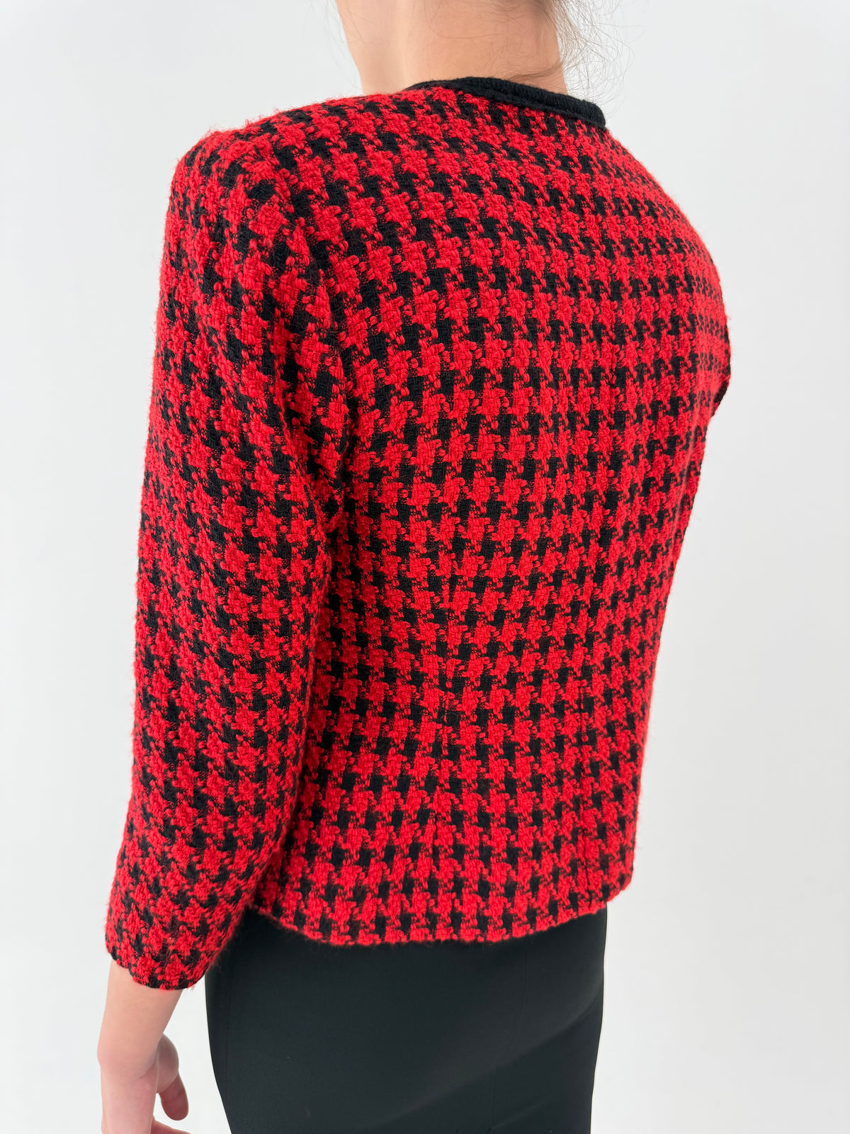 Sacou petite în stil Chanel din tweed pied de coq din lana extrafina