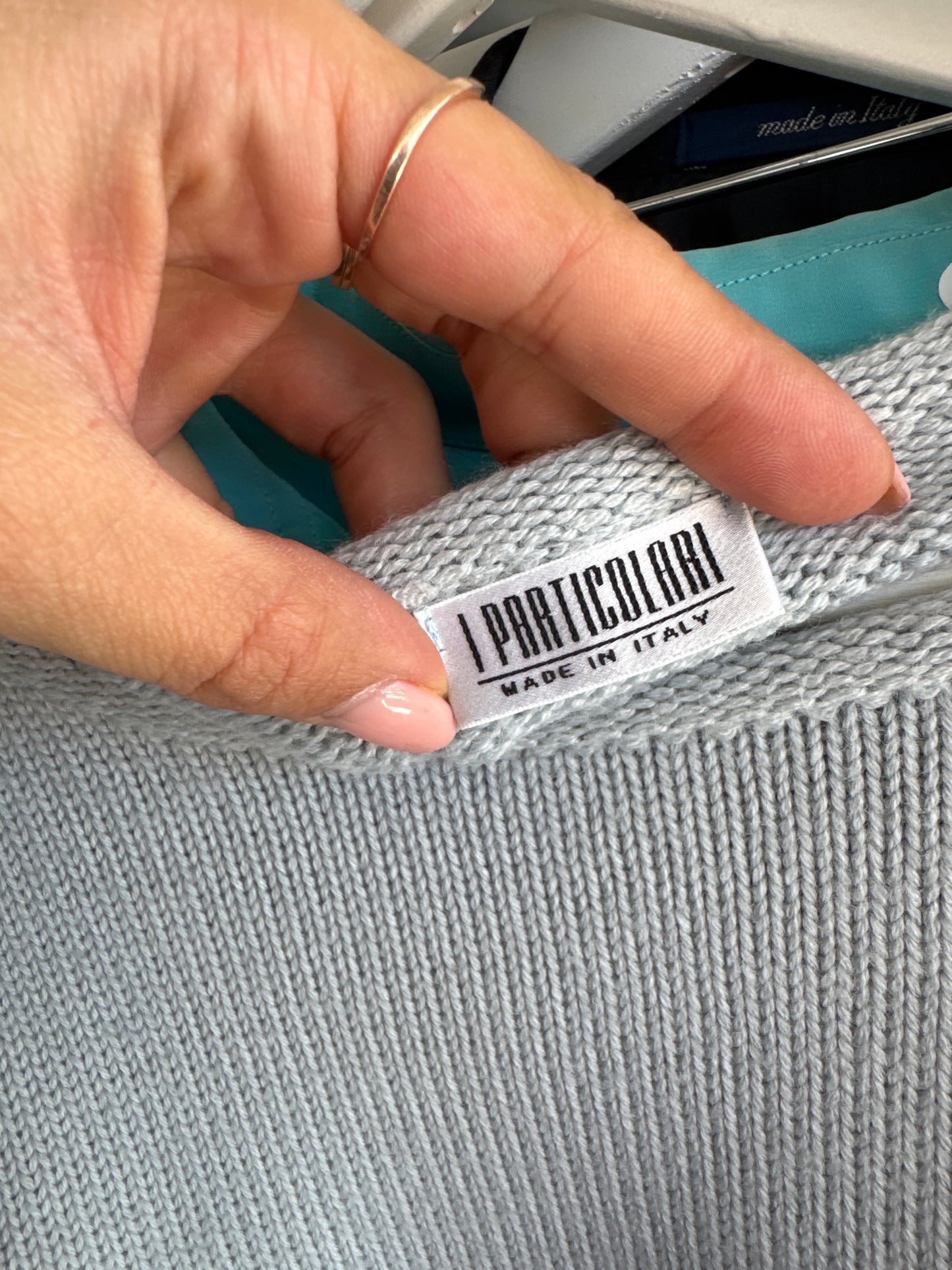 Pulover luxury italian baby blue petite din lana merino extrafina de gramaj mare