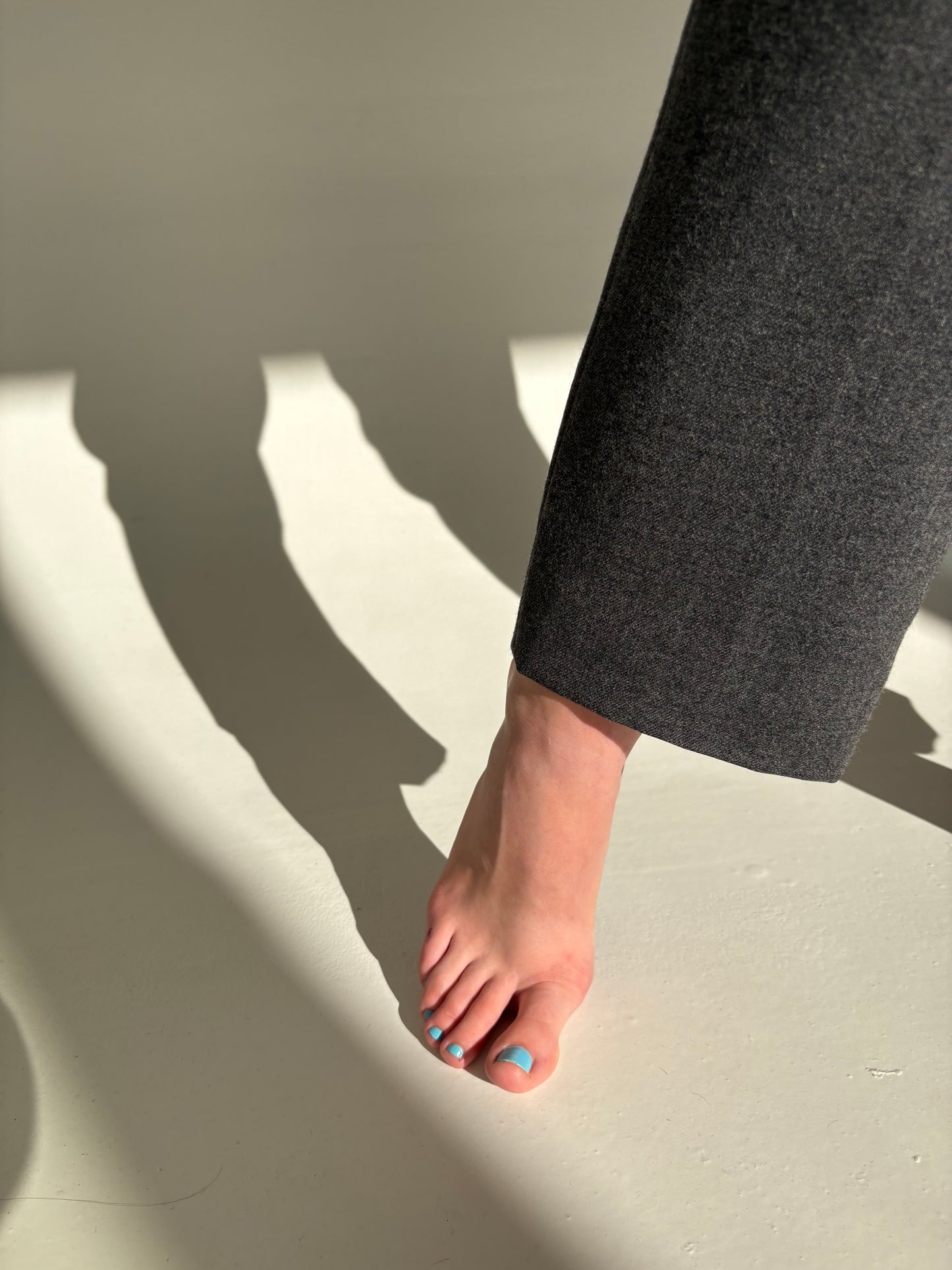 Pantaloni tall din lana luxury tasmaniana plină extrafina