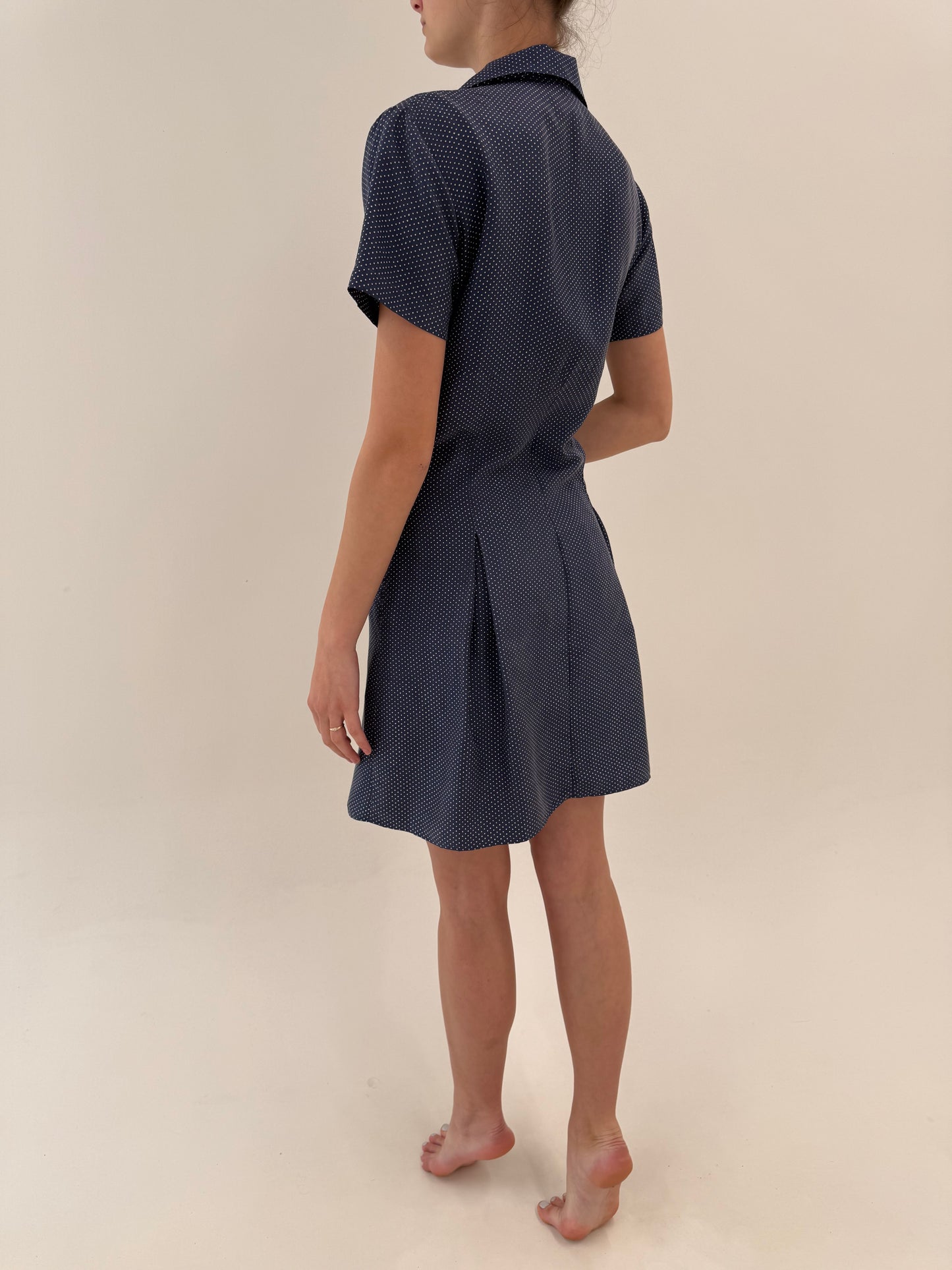 Rochie vintage cu buline ultra cambrata din mătase naturală