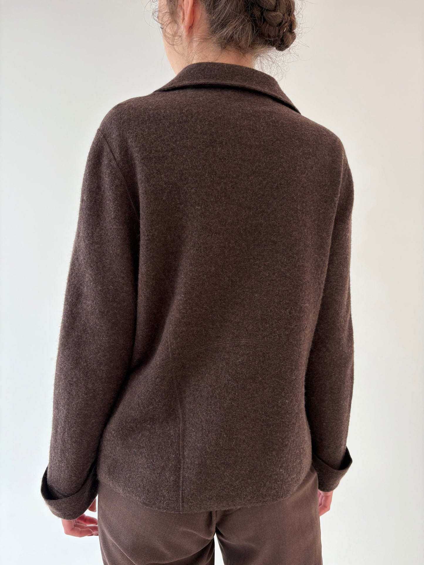 Sacou chocolate brown din boiled wool cu detalii lucrate manual