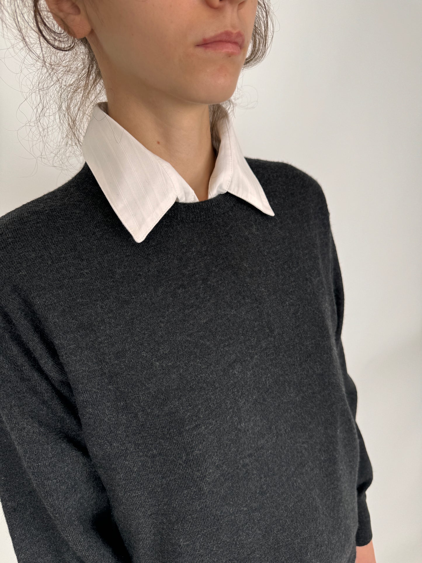 Pulover charcoal grey din lana extrafina de gramaj mare