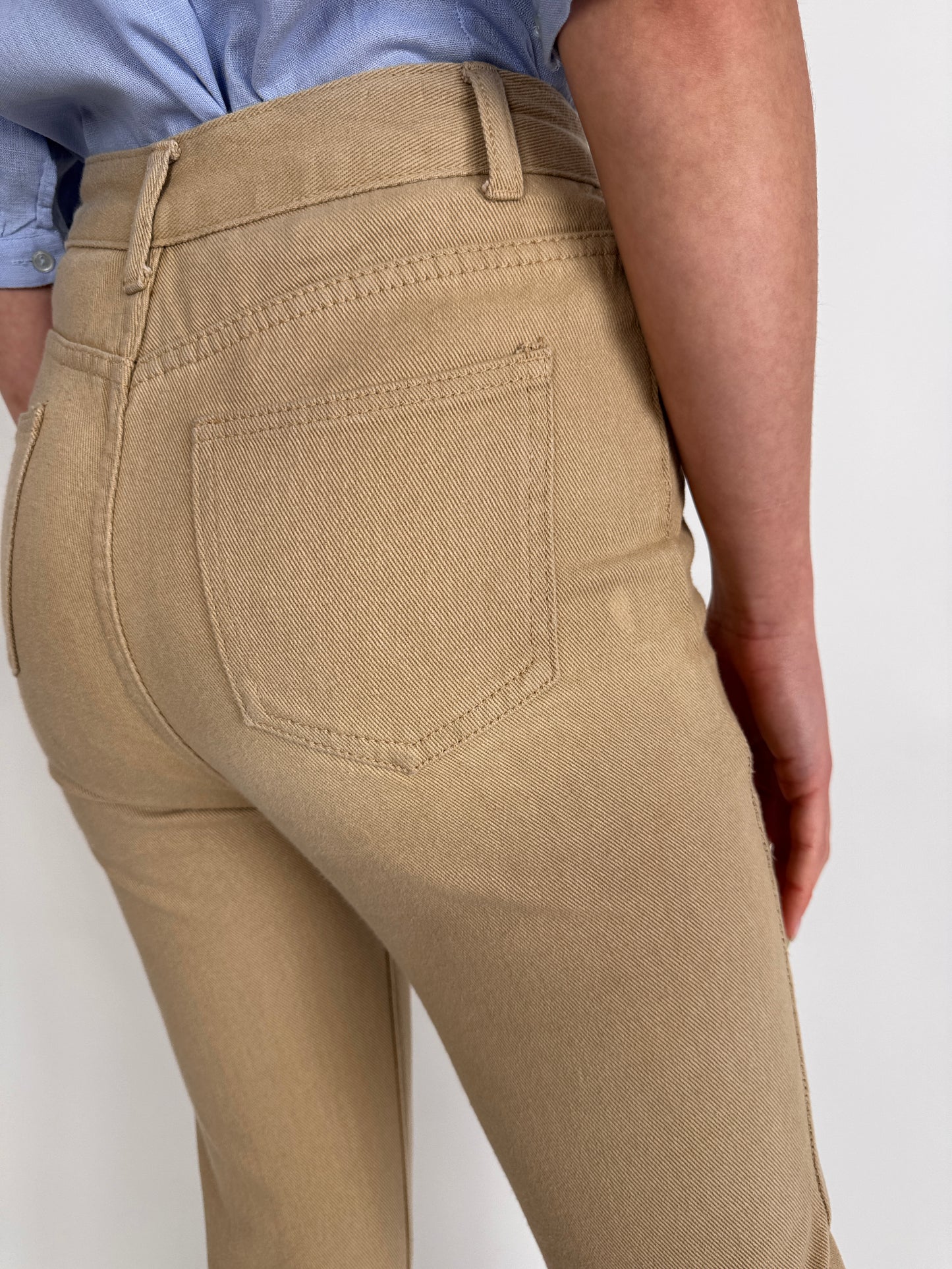 Jeanși camel cu talie ultra înaltă foarte ușor strech