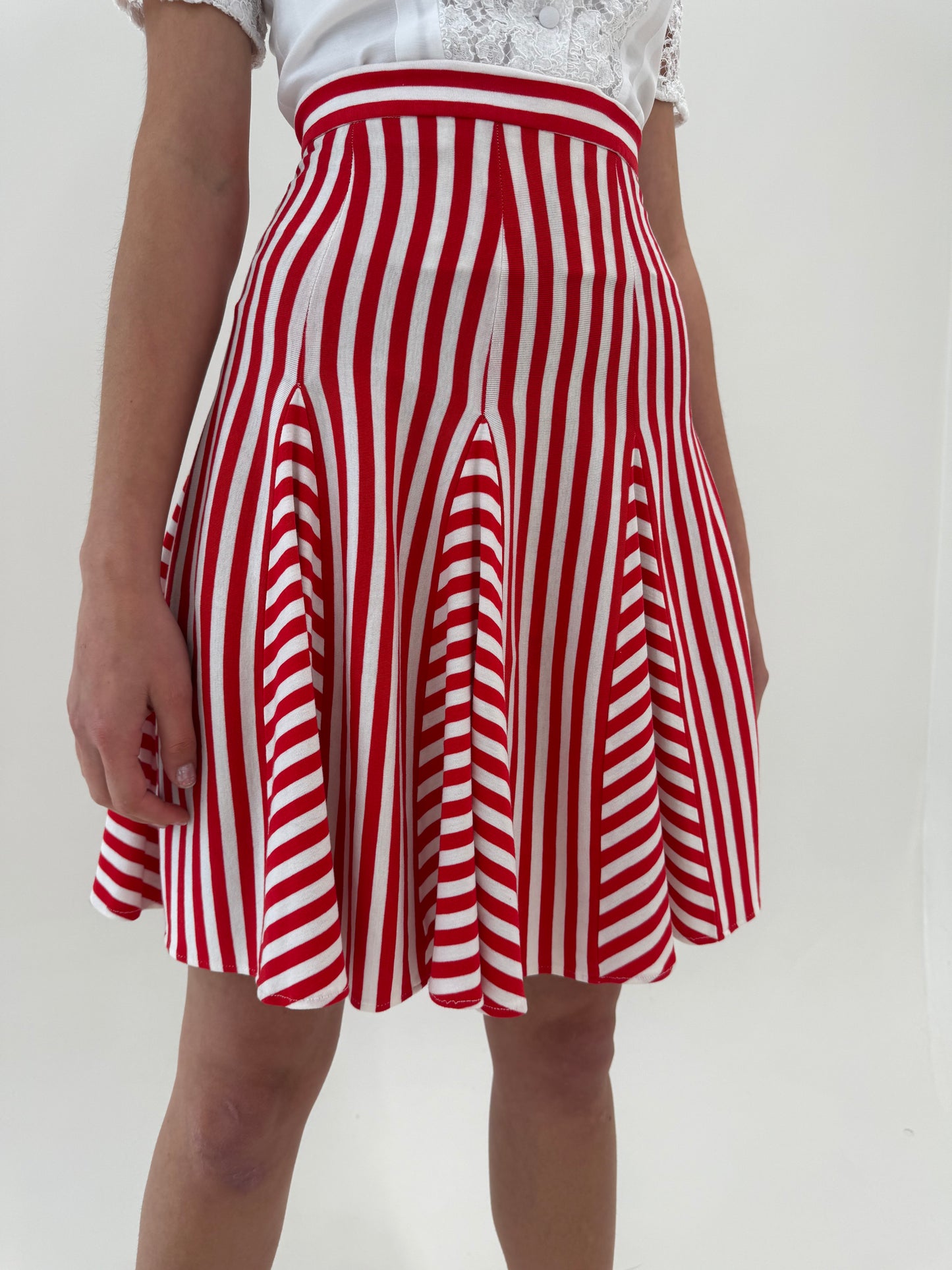 Fustă vintage de designer cu influențe nautice și clini în croi super amplu