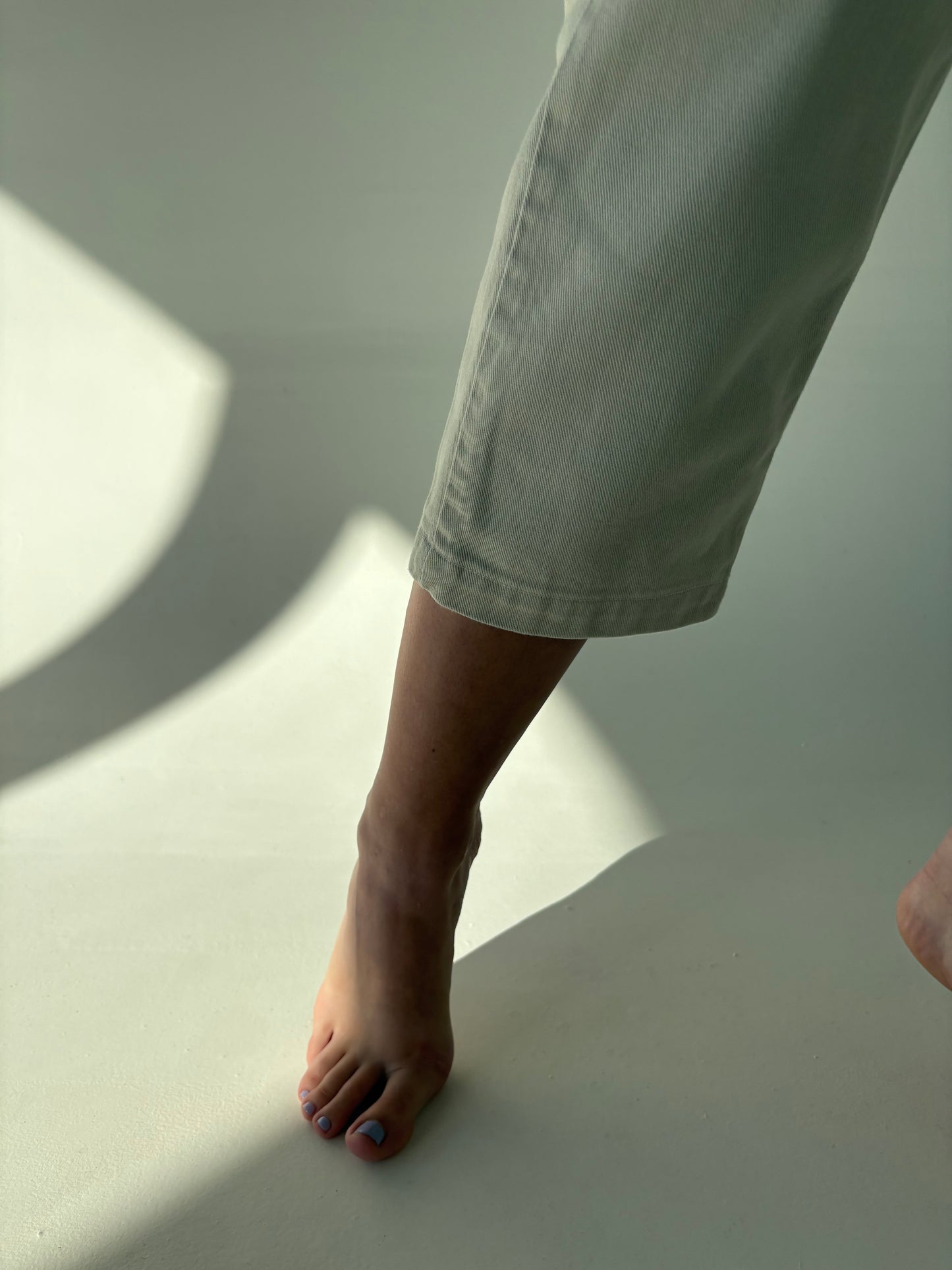 Jeans premium vintage petite light nude  din jeans plin cu talie înaltă