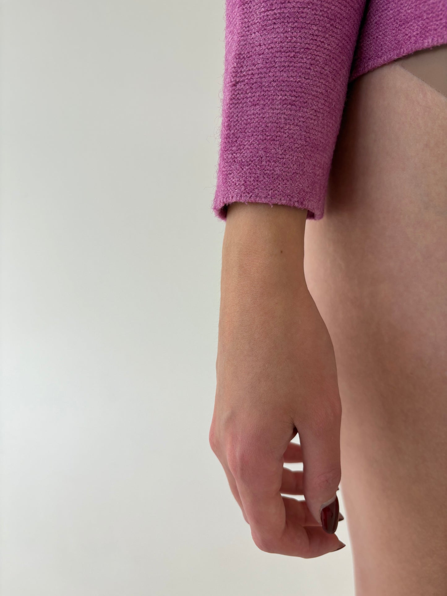 Pulover petite rosebud pink din lana merino extrafina de gramaj mare