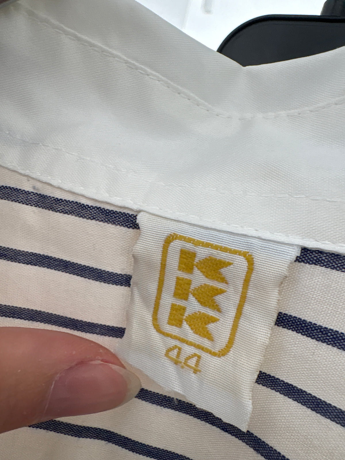 Cămașa vintage în dungi Navy cu guler brodat din poplin premium de bumbac