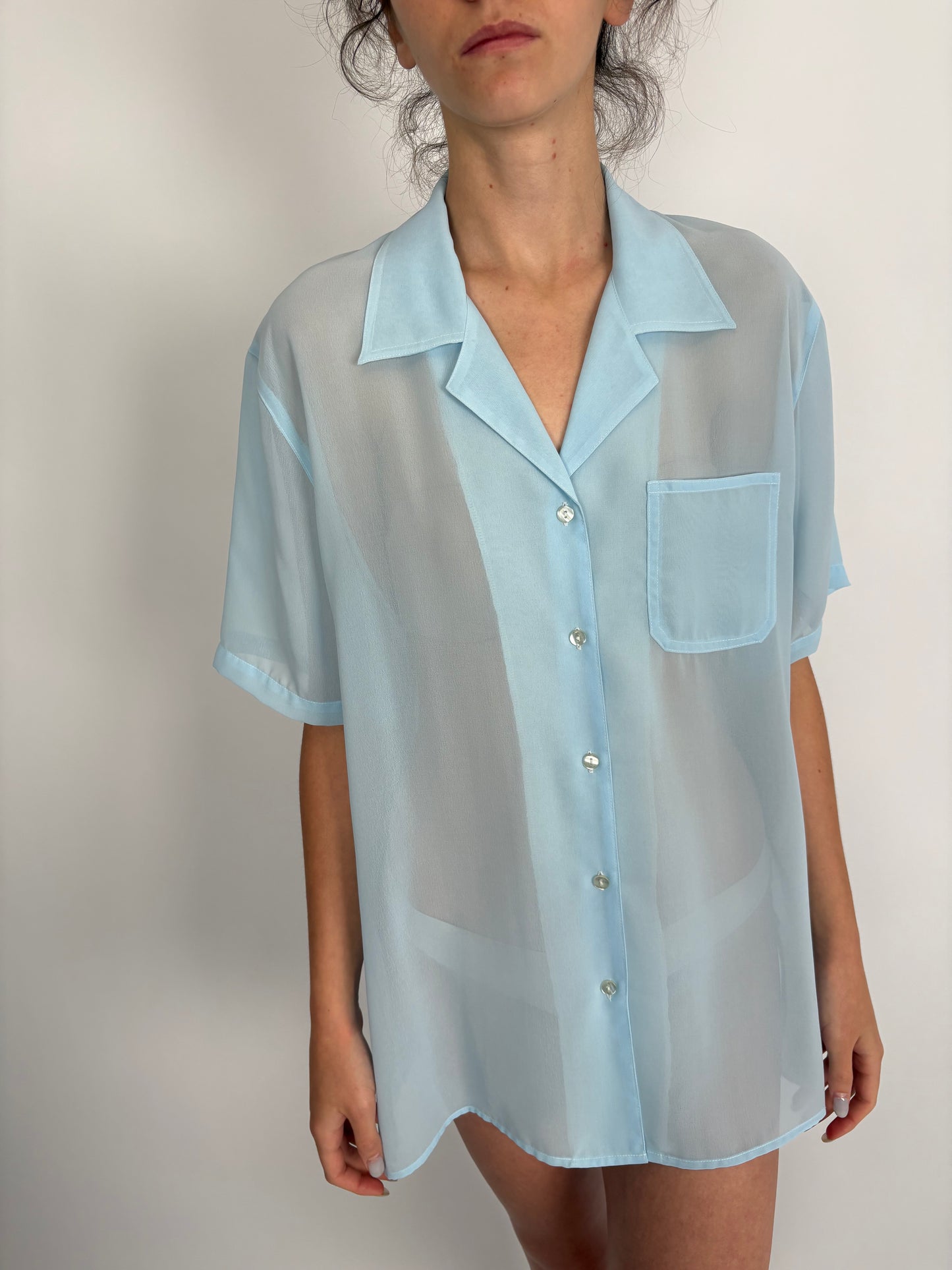Cămașa baby blue din triplu no iron voal 50% mătase naturală