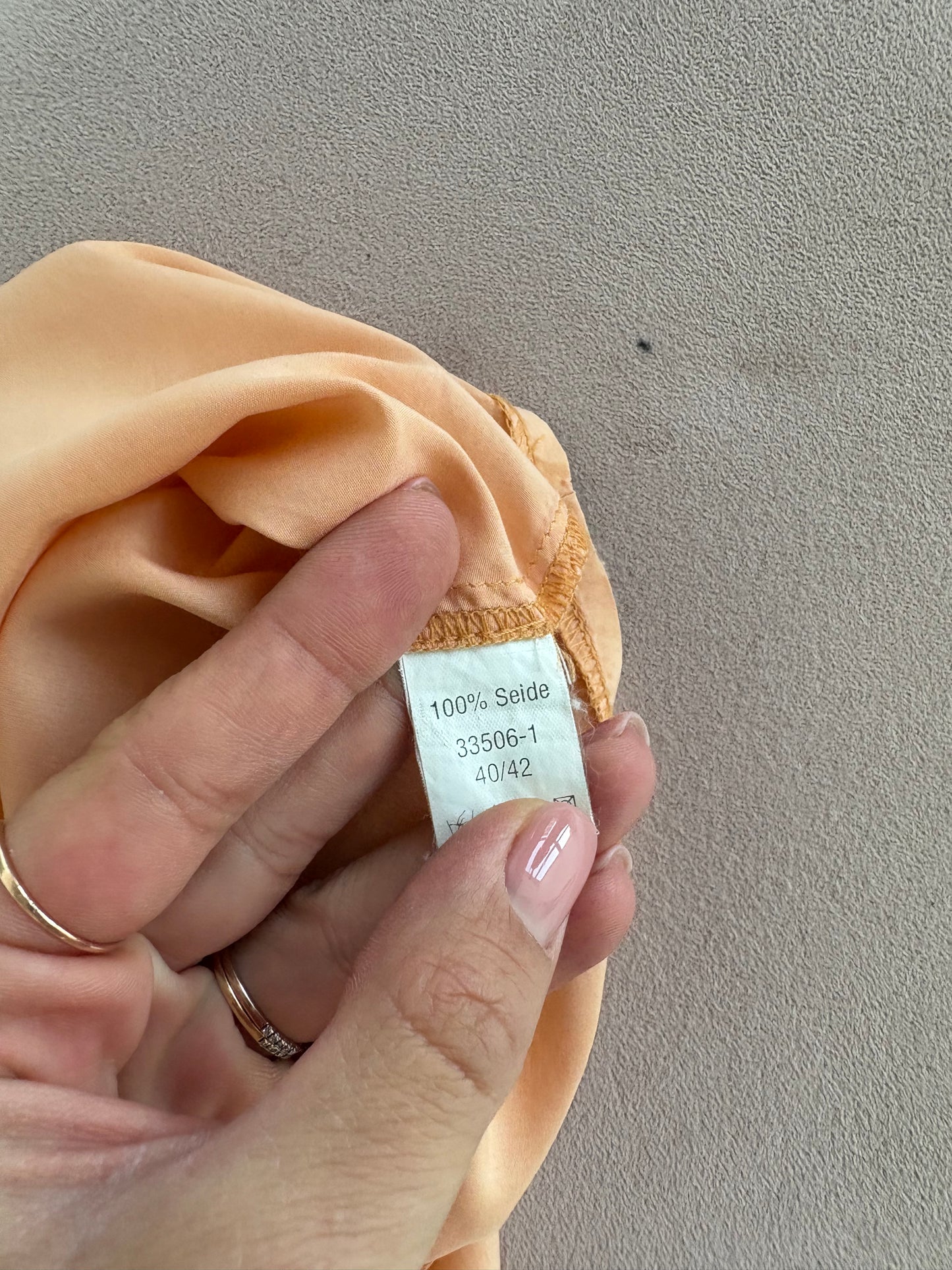 Top vintage champagne orange din mătase naturală cu decolteu inima