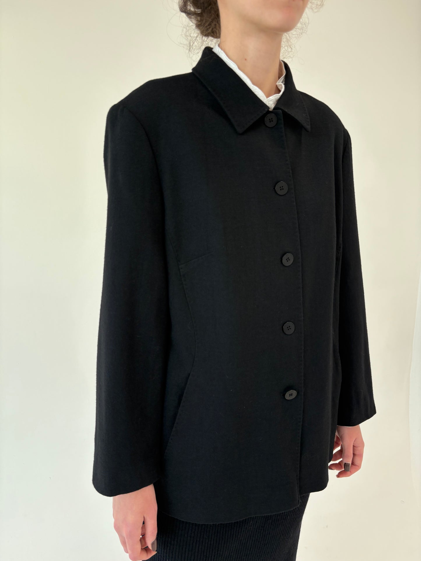 Jacheta petite neagră de brand luxury Krizia din lana extrem de fină