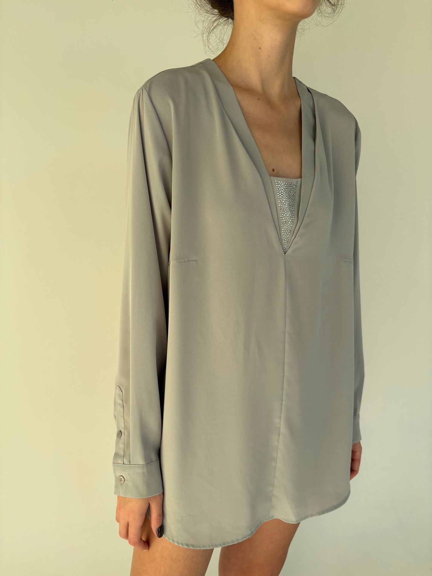 Cămașa eleganta silver gray de brand luxury Riani în croi minimalist