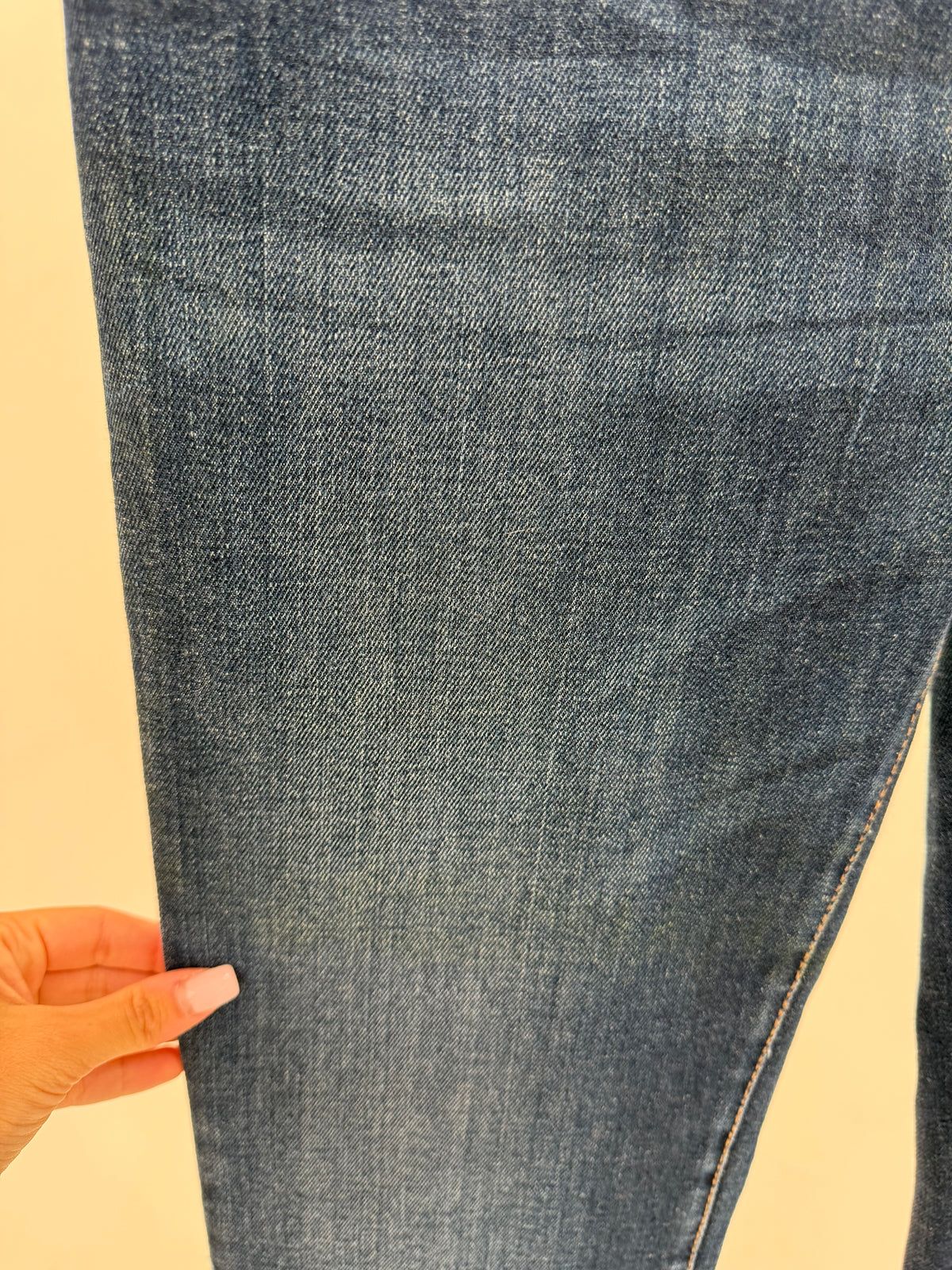 Jeans Max Mara tall noi cu etichetă ultra confort modelatori evazați dark wash