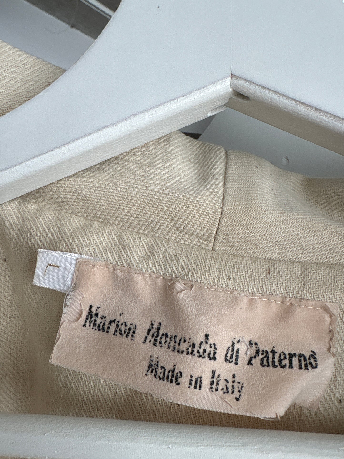 Jacheta vintage camel din pânză de in cu aplicații și broderie în croi retro modern