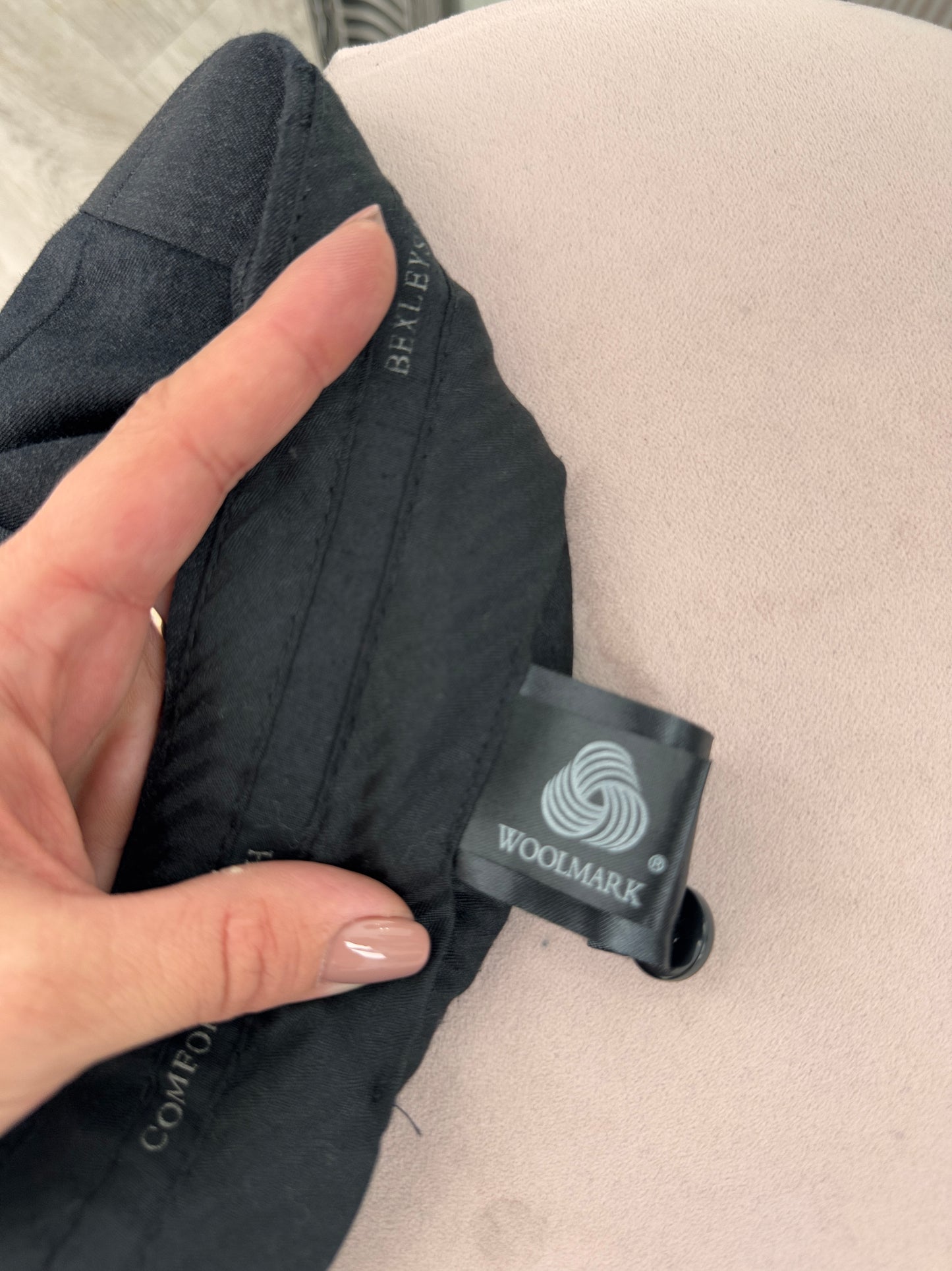 Pantaloni charcoal gray din lana extrafina pura certificată