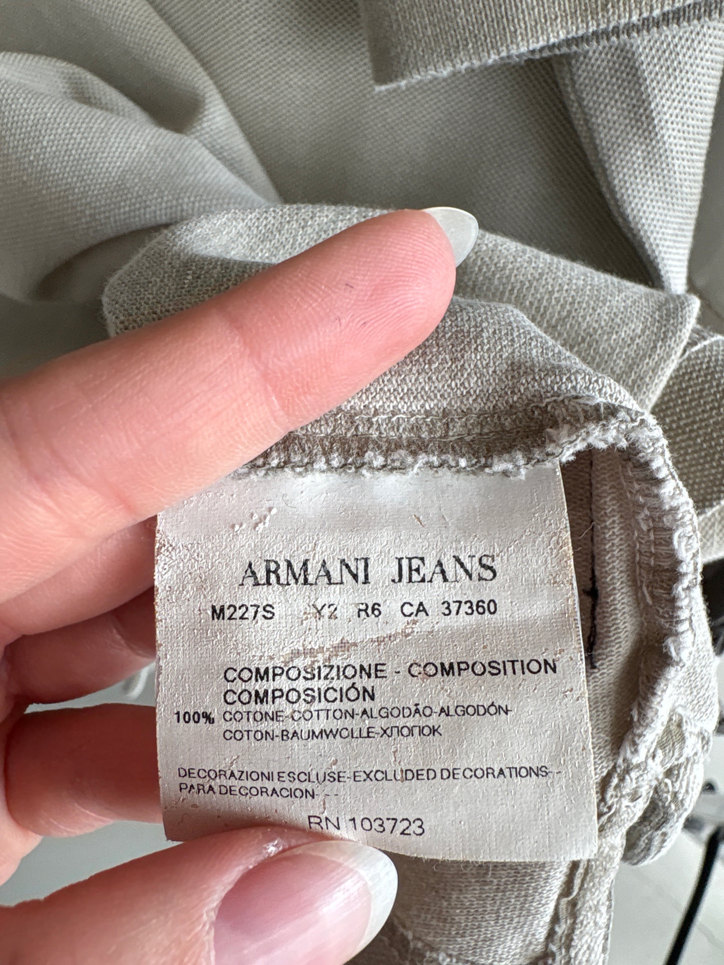 Top polo Armani sand nude din bumbac pique excepțional