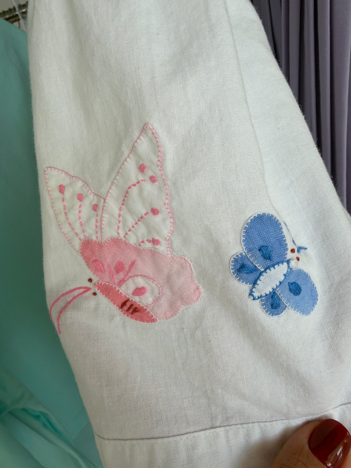 Piesa vintage din pânză de in și bumbac cu lucrătură și broderie superbe