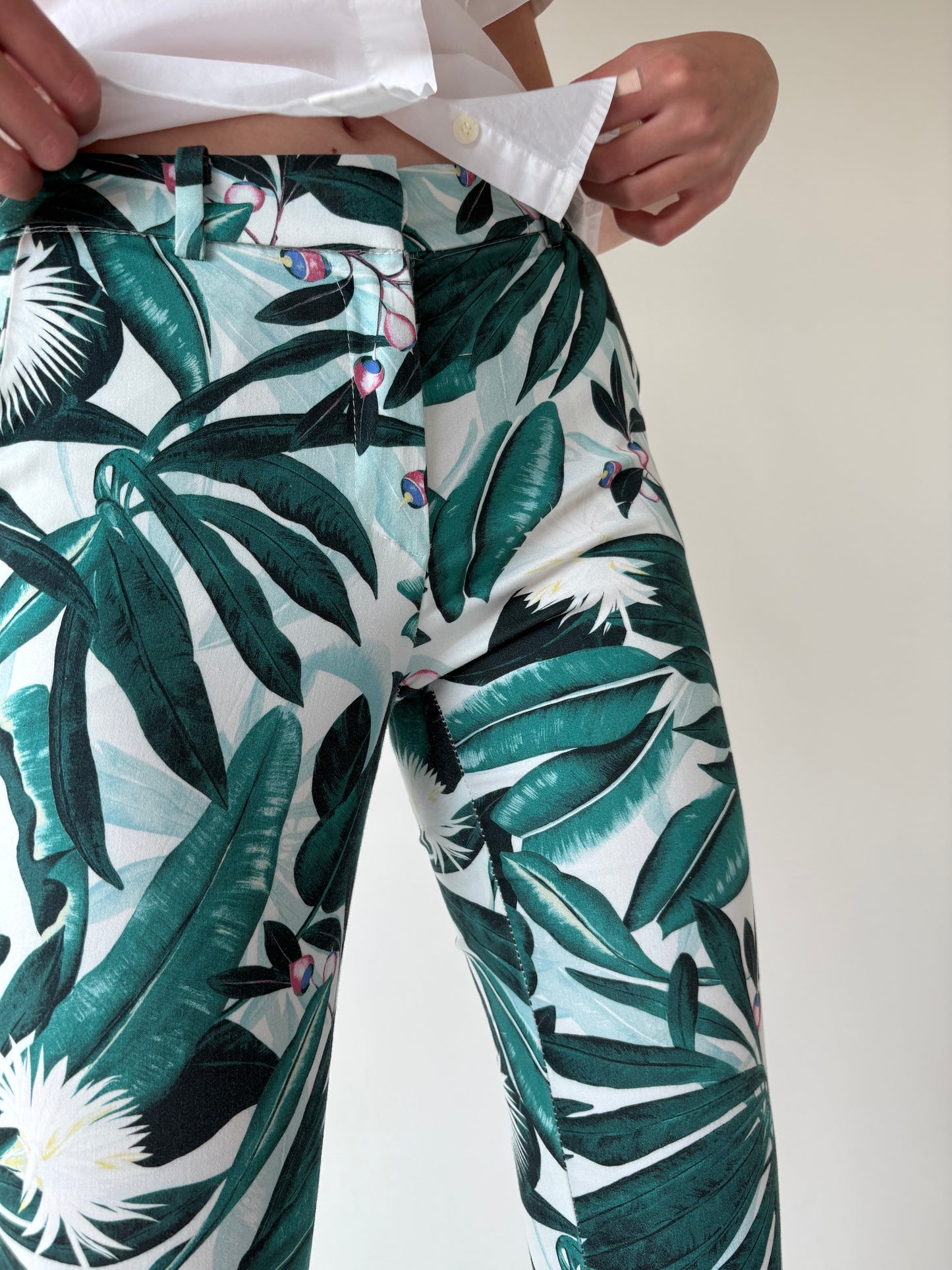 Pantaloni chinos petite modelatori cu print organic