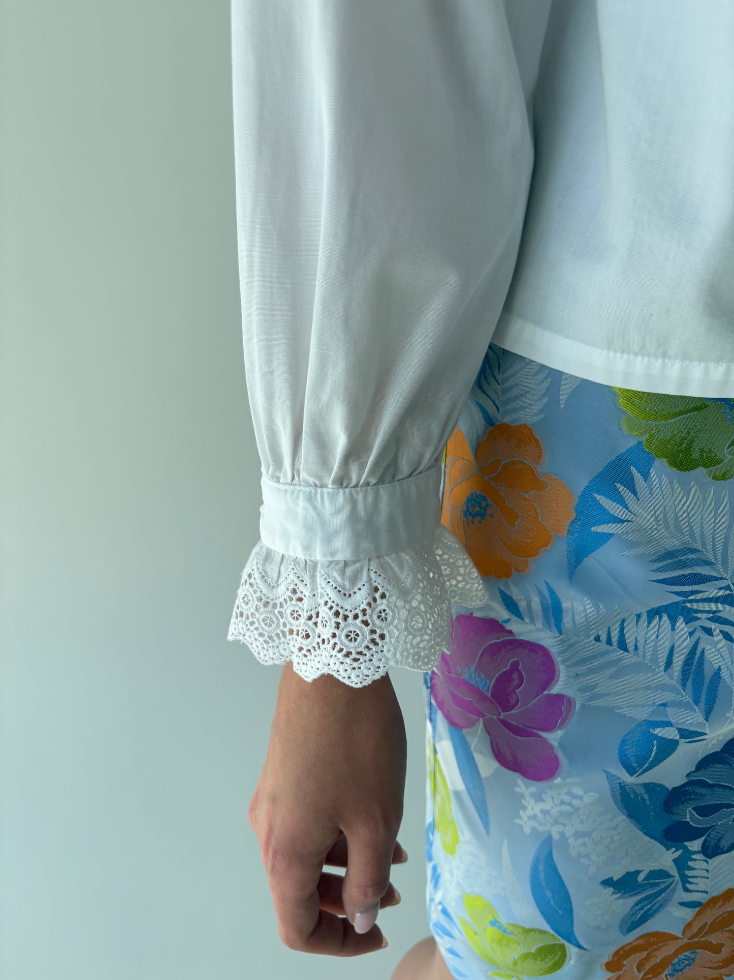 Cămașa luxury vintage din pânză ușor structurată cu dantelă macrame