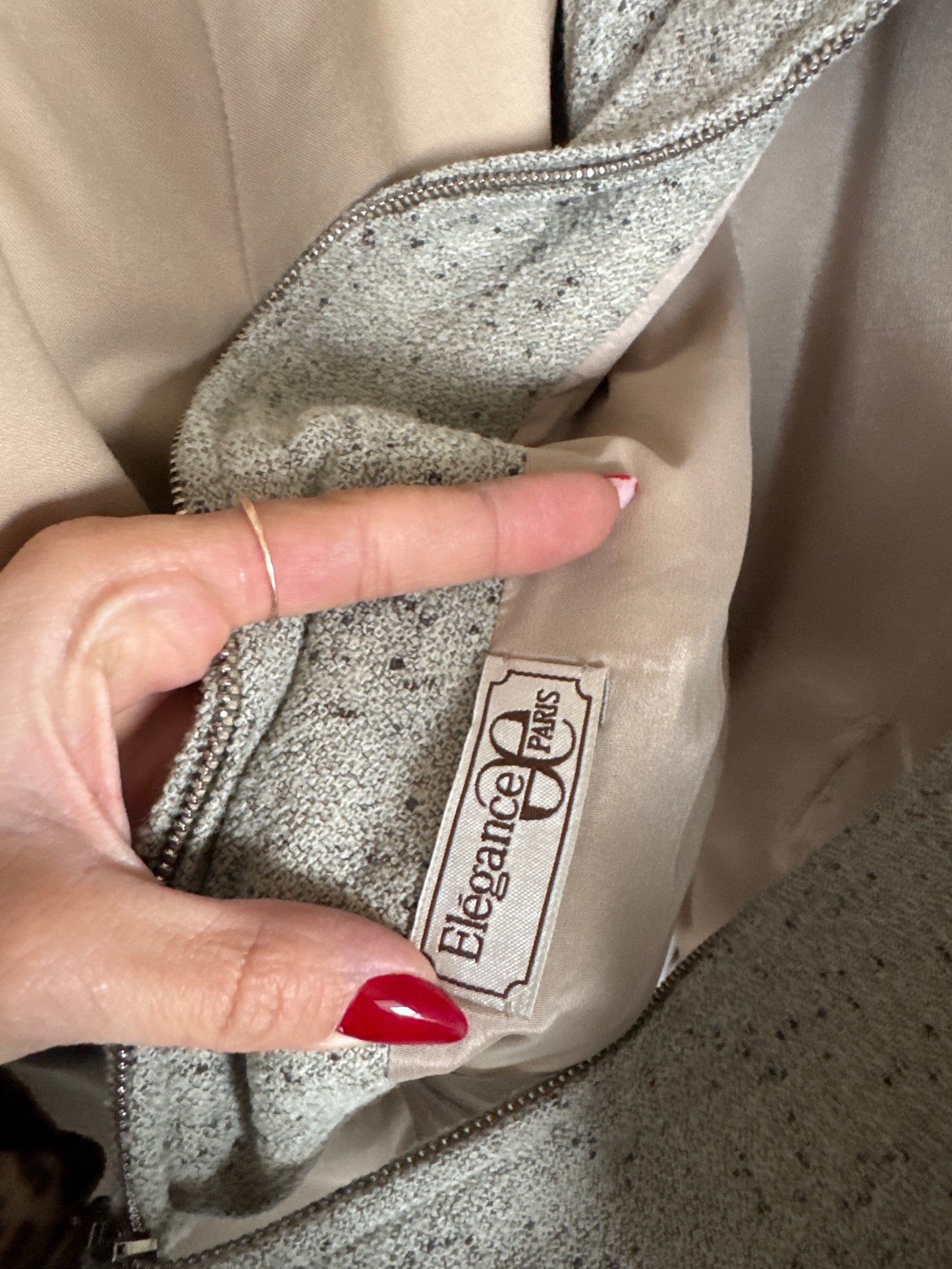 Sacou vintage de brand luxury Elegance light nude din lana extrafina