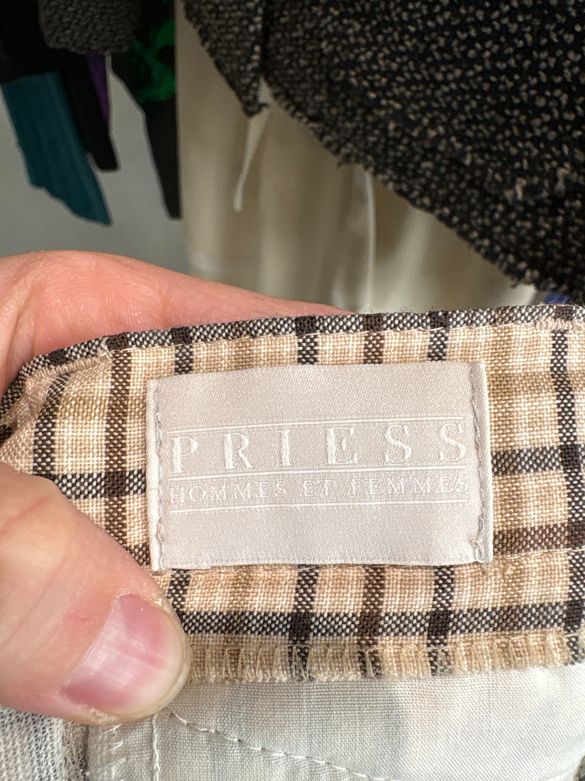 Pantaloni camel în carouri din lanita extrafina cu talie ultra înaltă