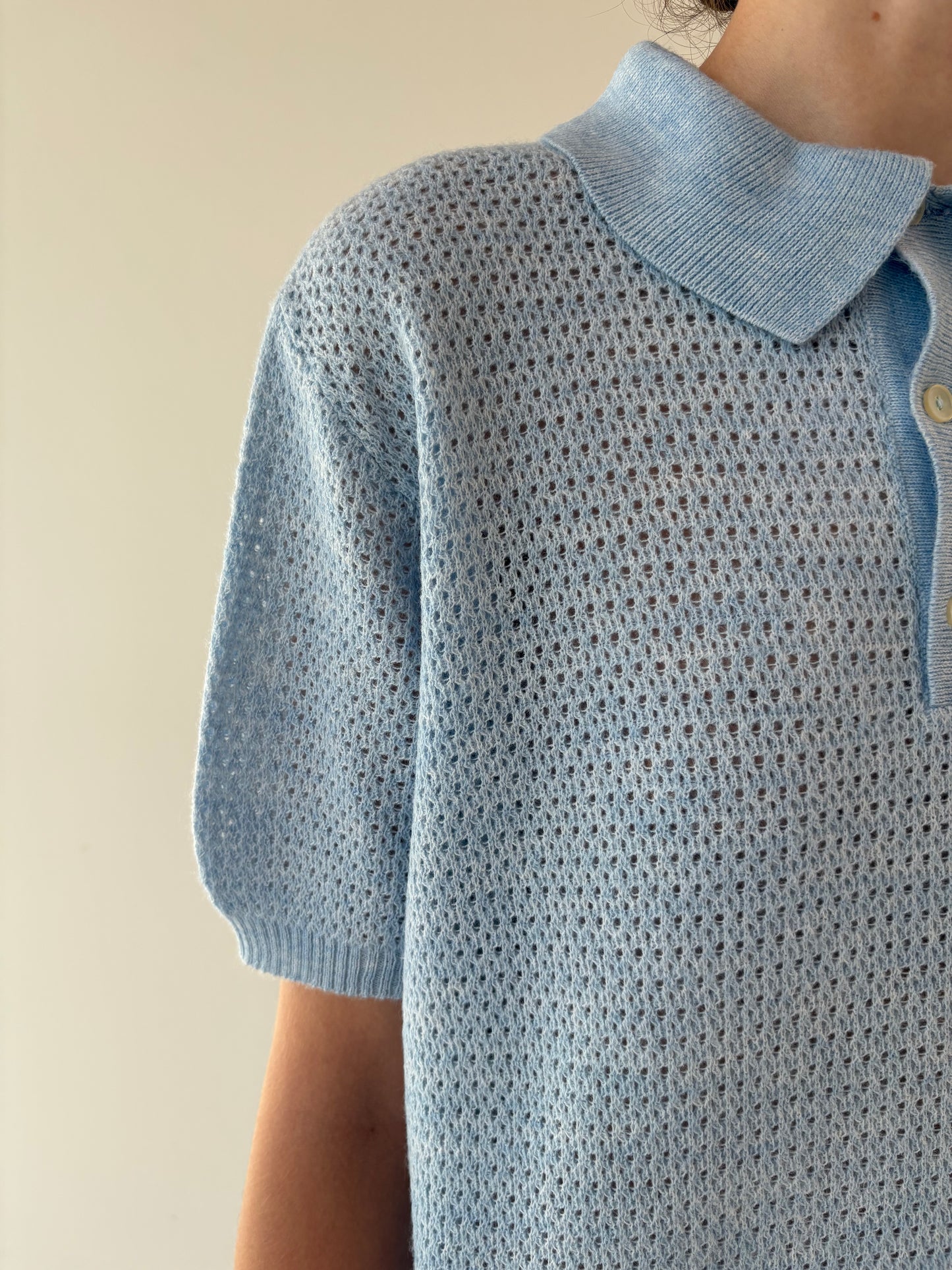 Top polo baby blue din mix de lana extrafina