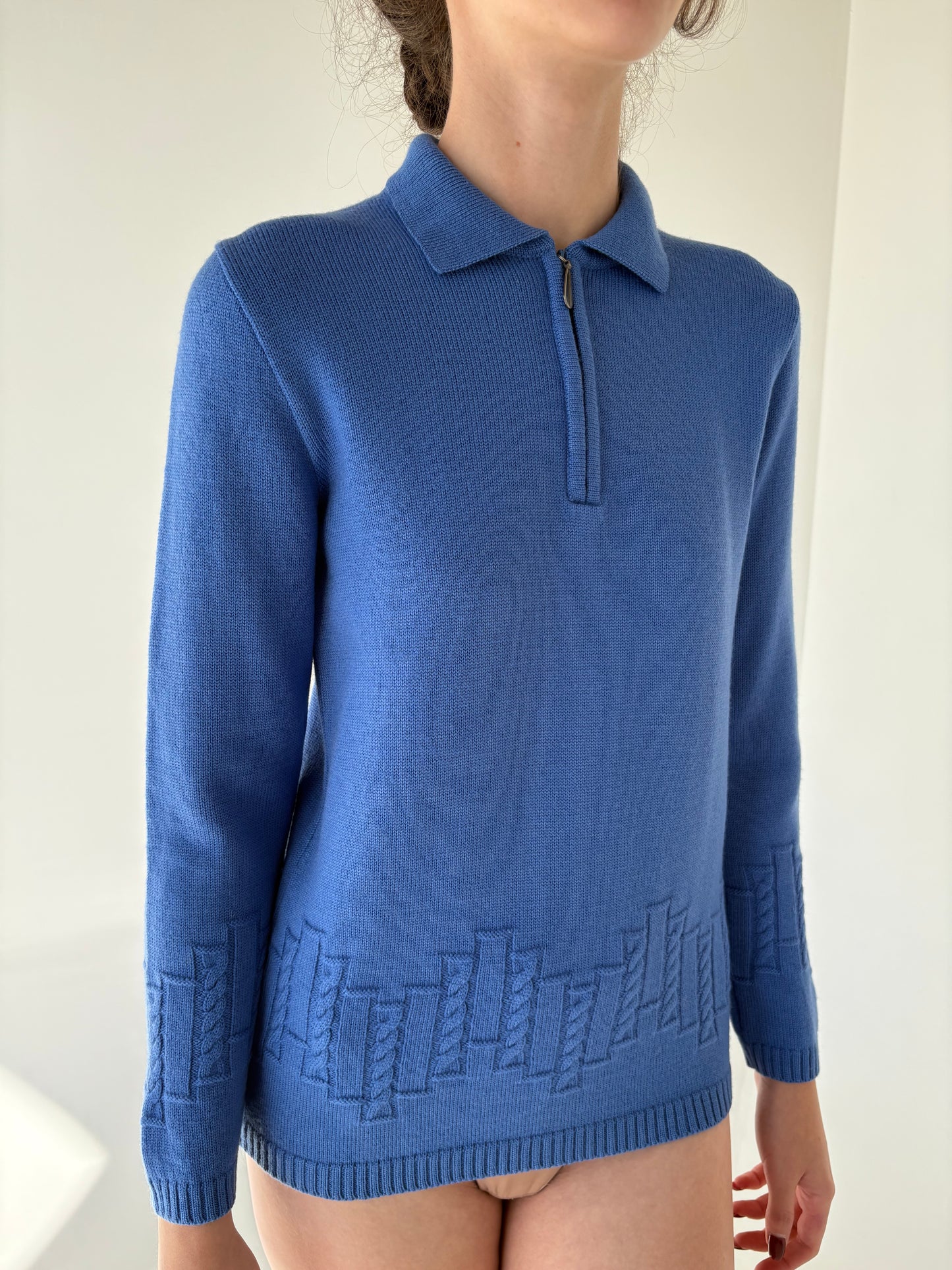 Pulover polo albastru ciel din lana merino extafina de gramaj mare