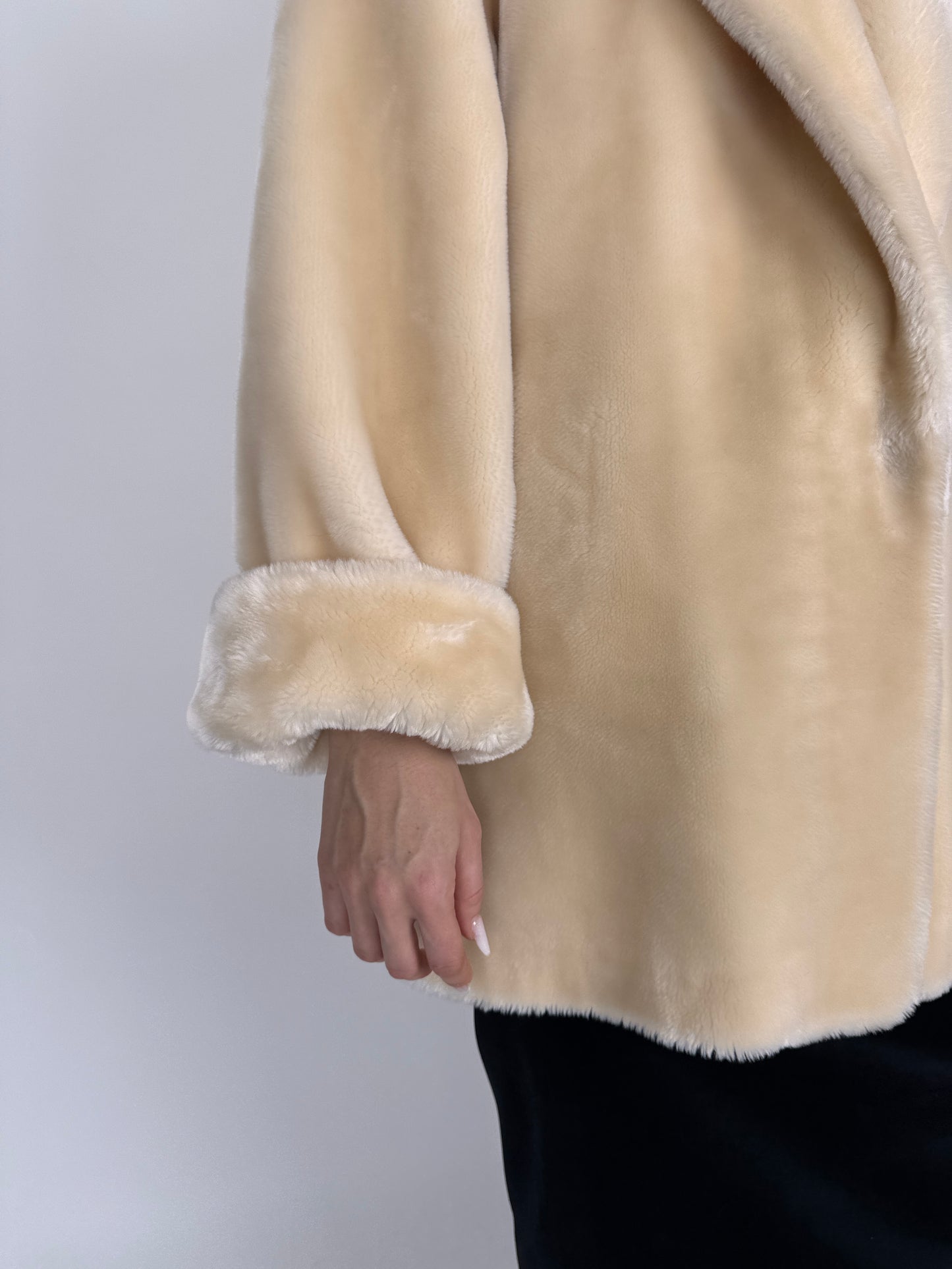 Teddy coat buttery nude italian excepțional