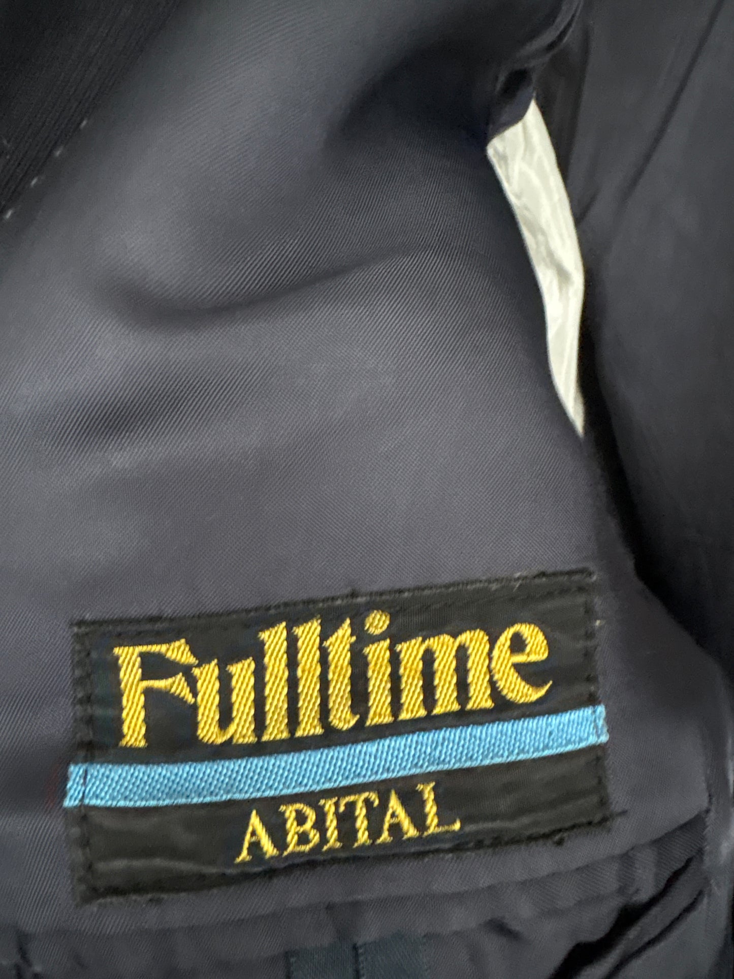 Sacou Navy și lana extrafina în croi actual