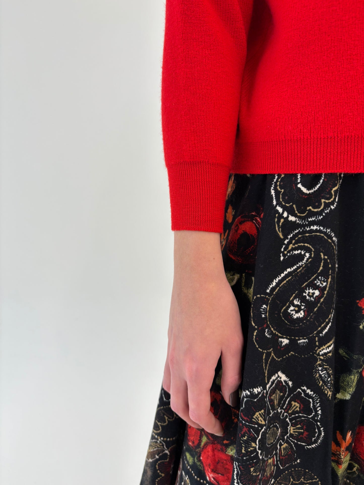 Cardigan vintage tip jachetă italian din lana luxury de gramaj mare cu aplicații