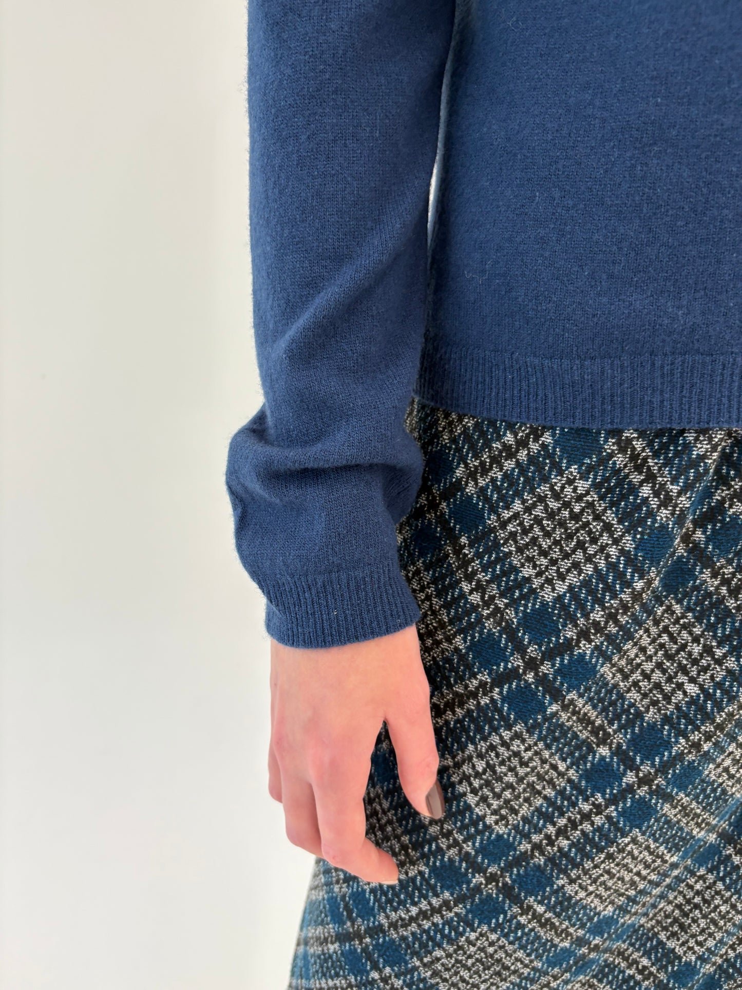 Cardigan tall aegean blue din lana merino extrafina de gramaj mare