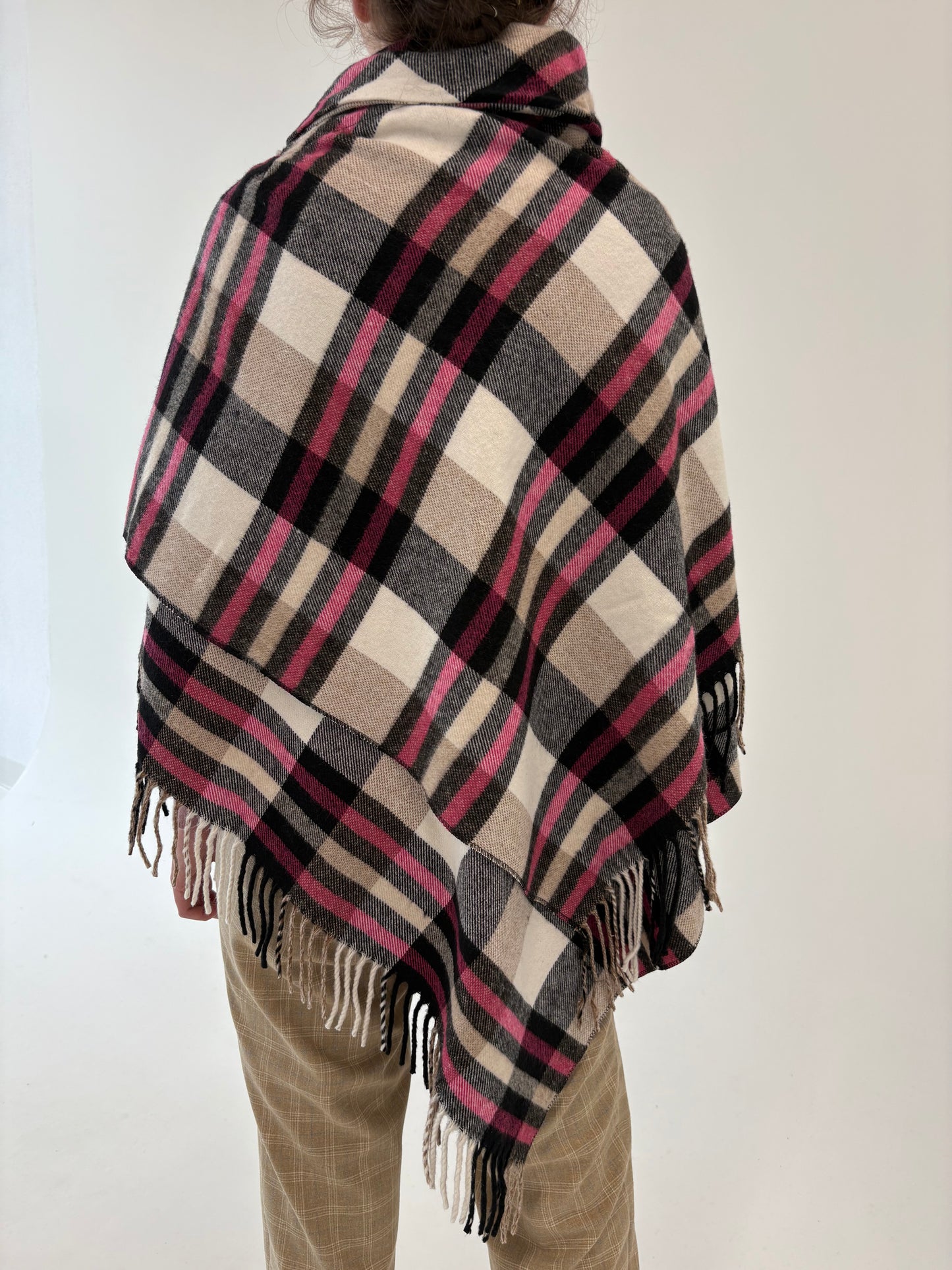 Capa italiană nouă cu etichetă din 2 rânduri de Tartan extrafin din mix de lana