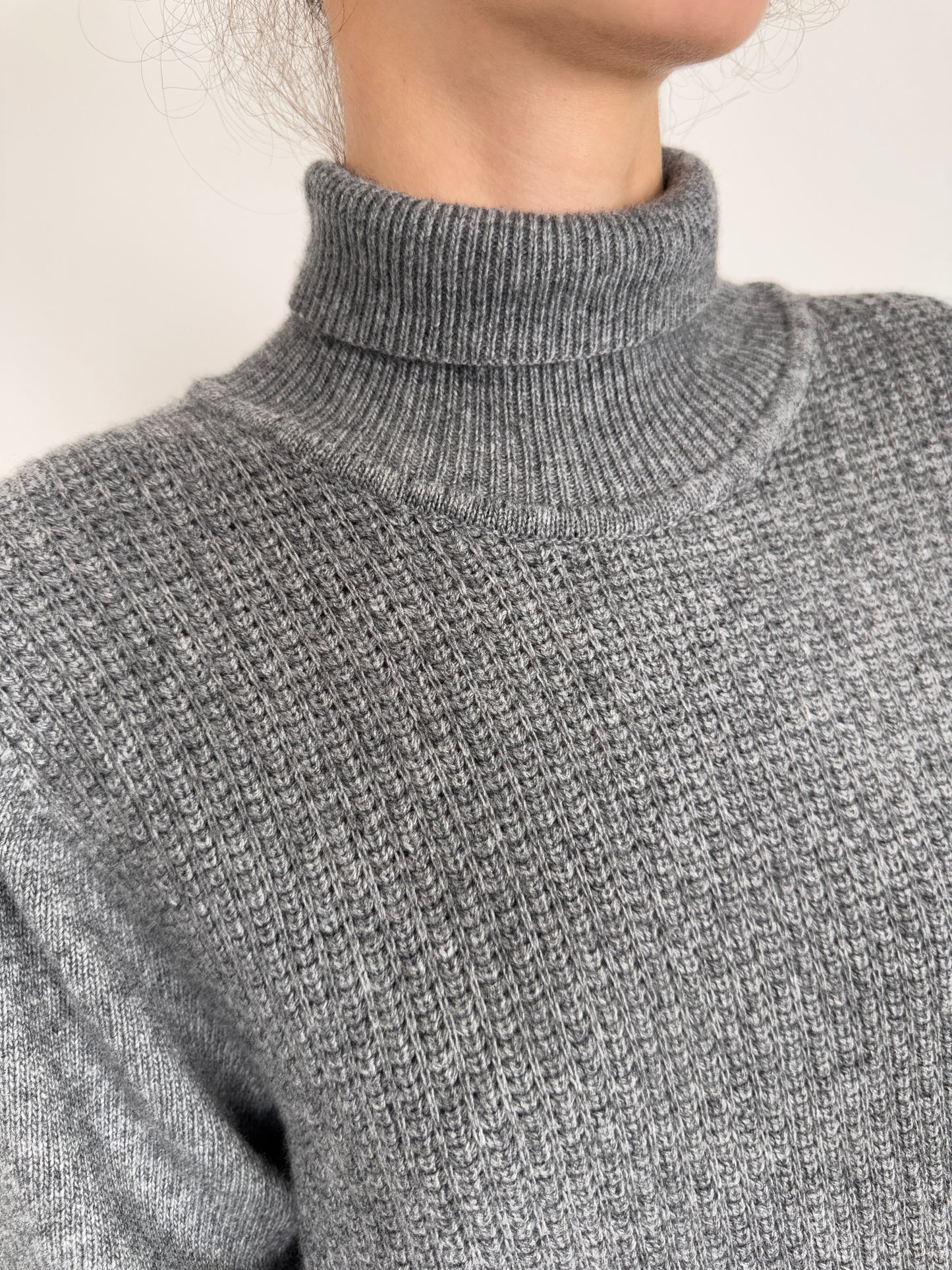 Maleta din lana merino extrafina multiply texturata pebble gray