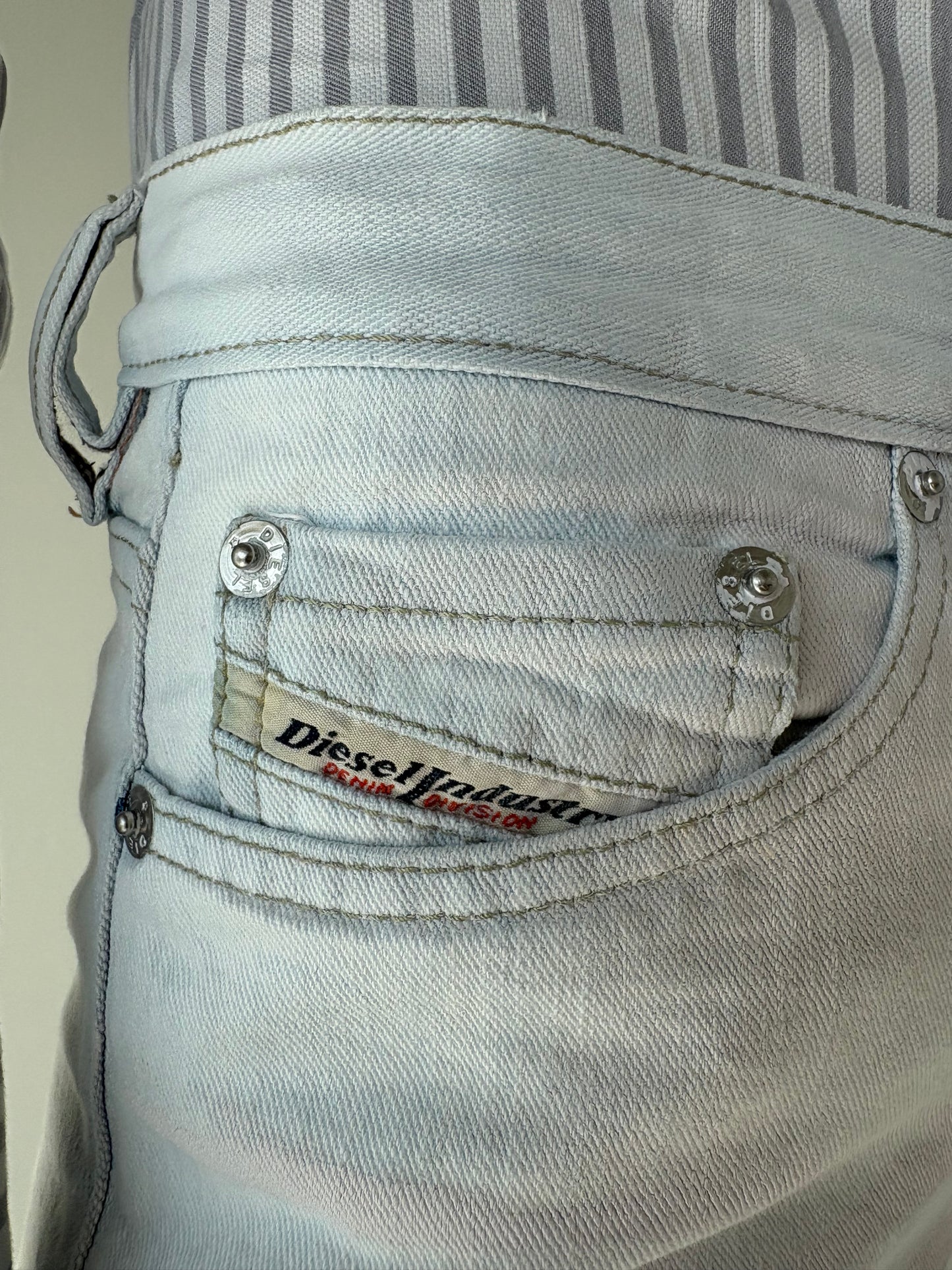 Jeans vinatge luxury Diesel evazați light wash