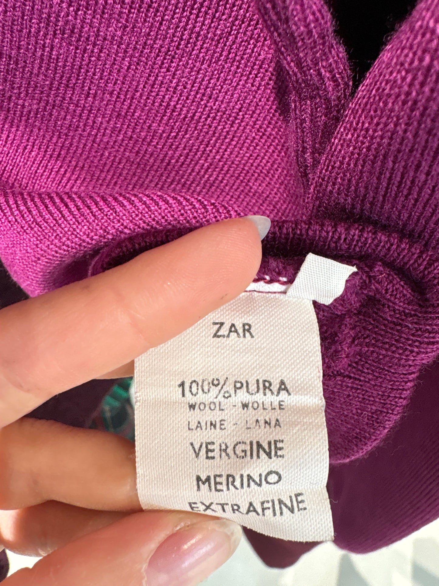 Pulover din lana merino extrafina de gramaj mare
