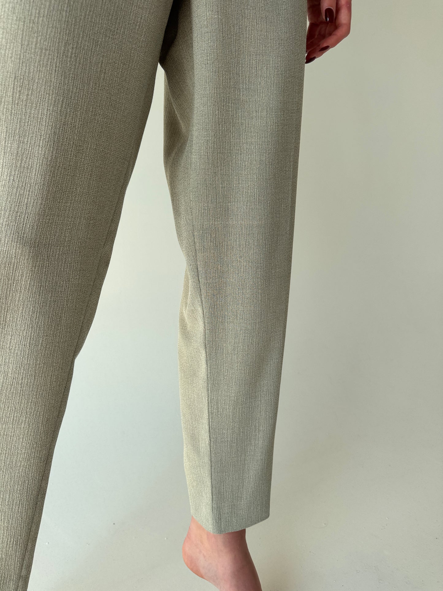 Pantaloni tall cu pense și talie ultra înaltă Sage green din mix de lana extrafina