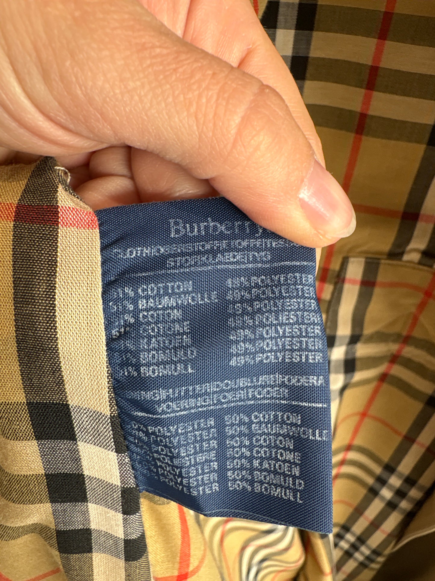 Trench vintage Burberry camel cu talie marcată reglabilă din gabardină