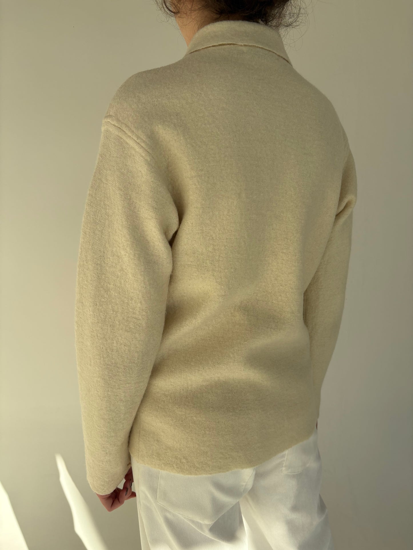 Jacheta conforr butter white din boiled wool