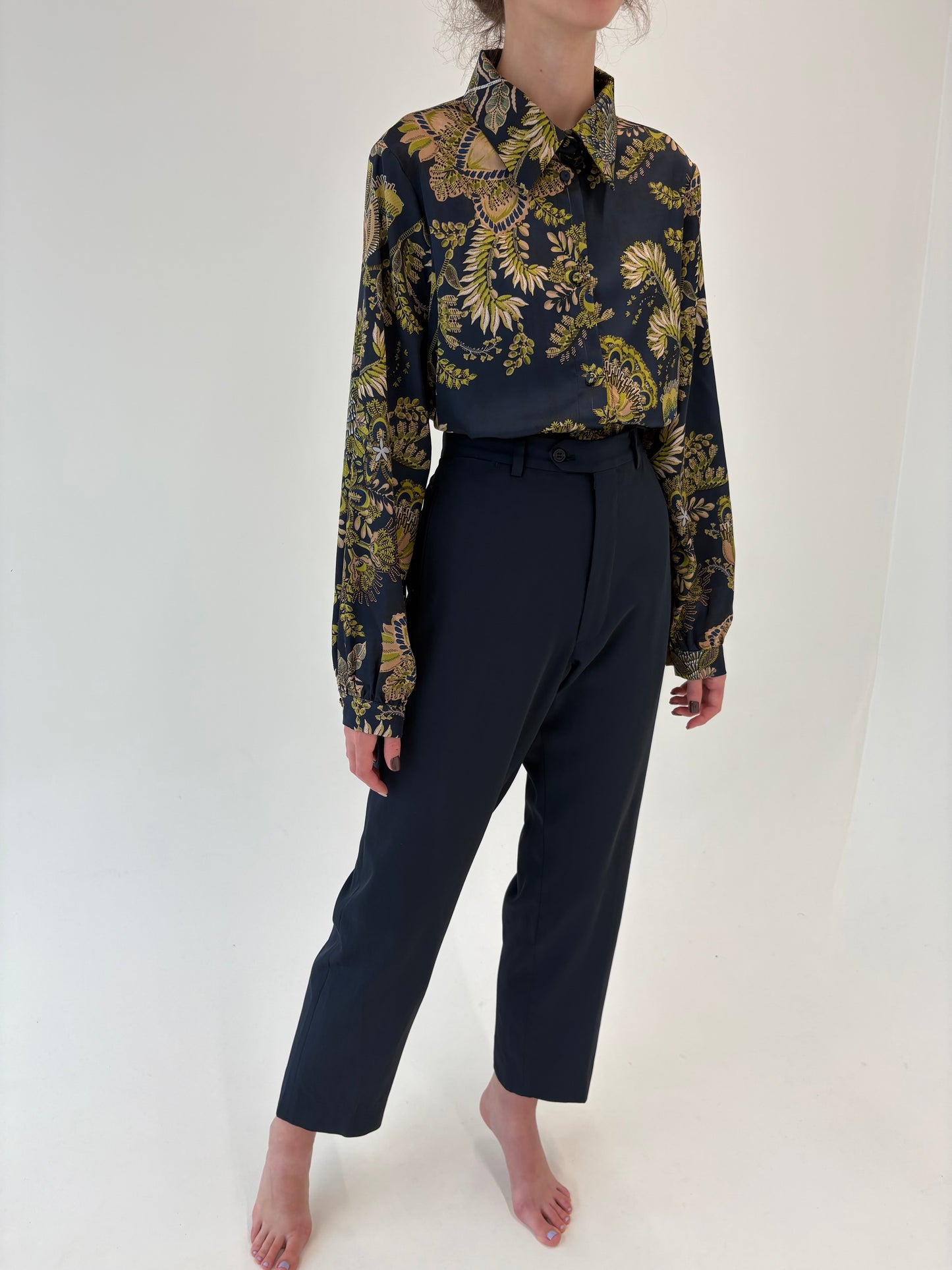 Pantaloni Navy din stofă de lana extrafina cu talie înaltă