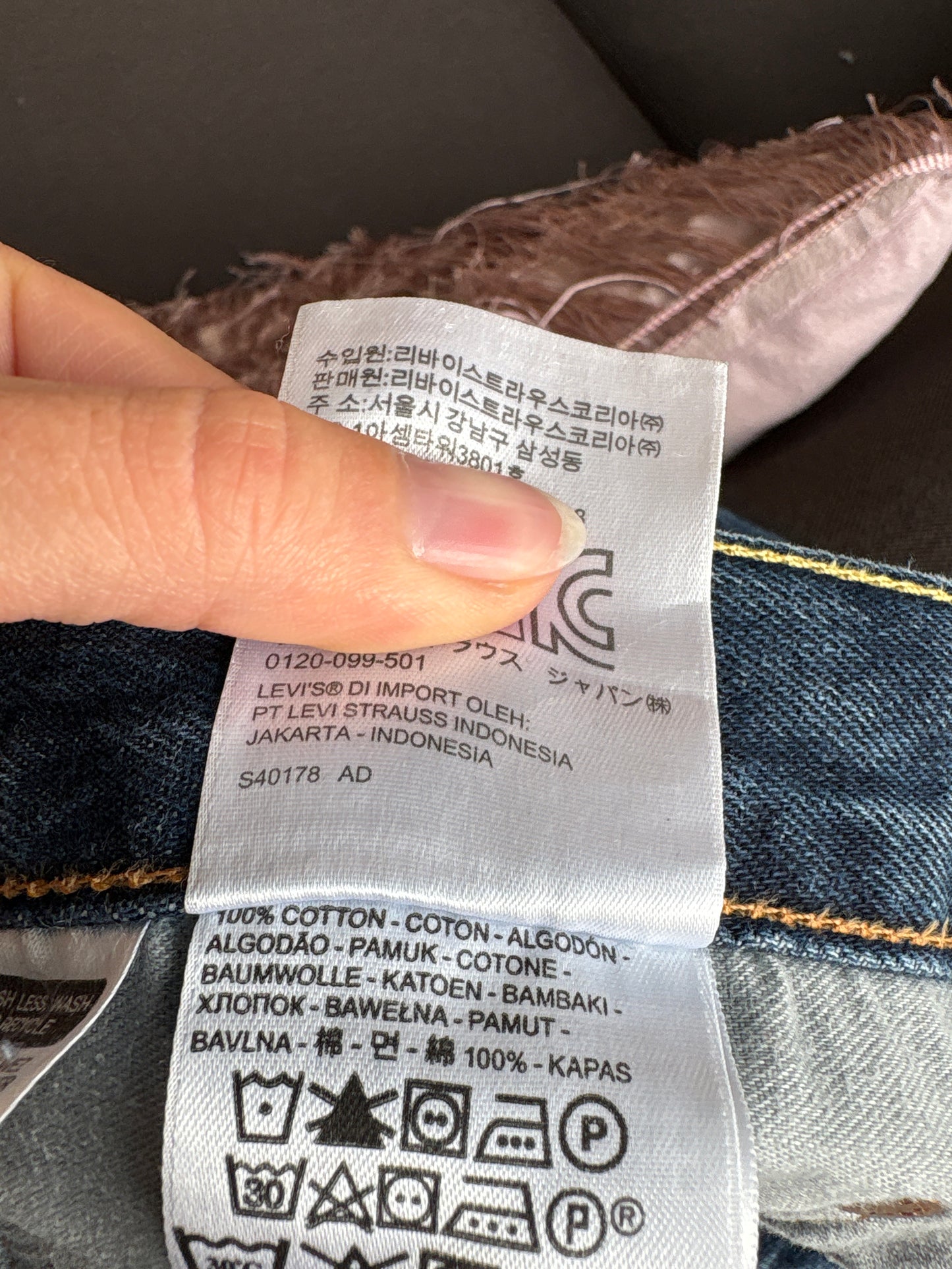 Jeans vintage Levi’s 751 tall dark wash din bumbac gros
