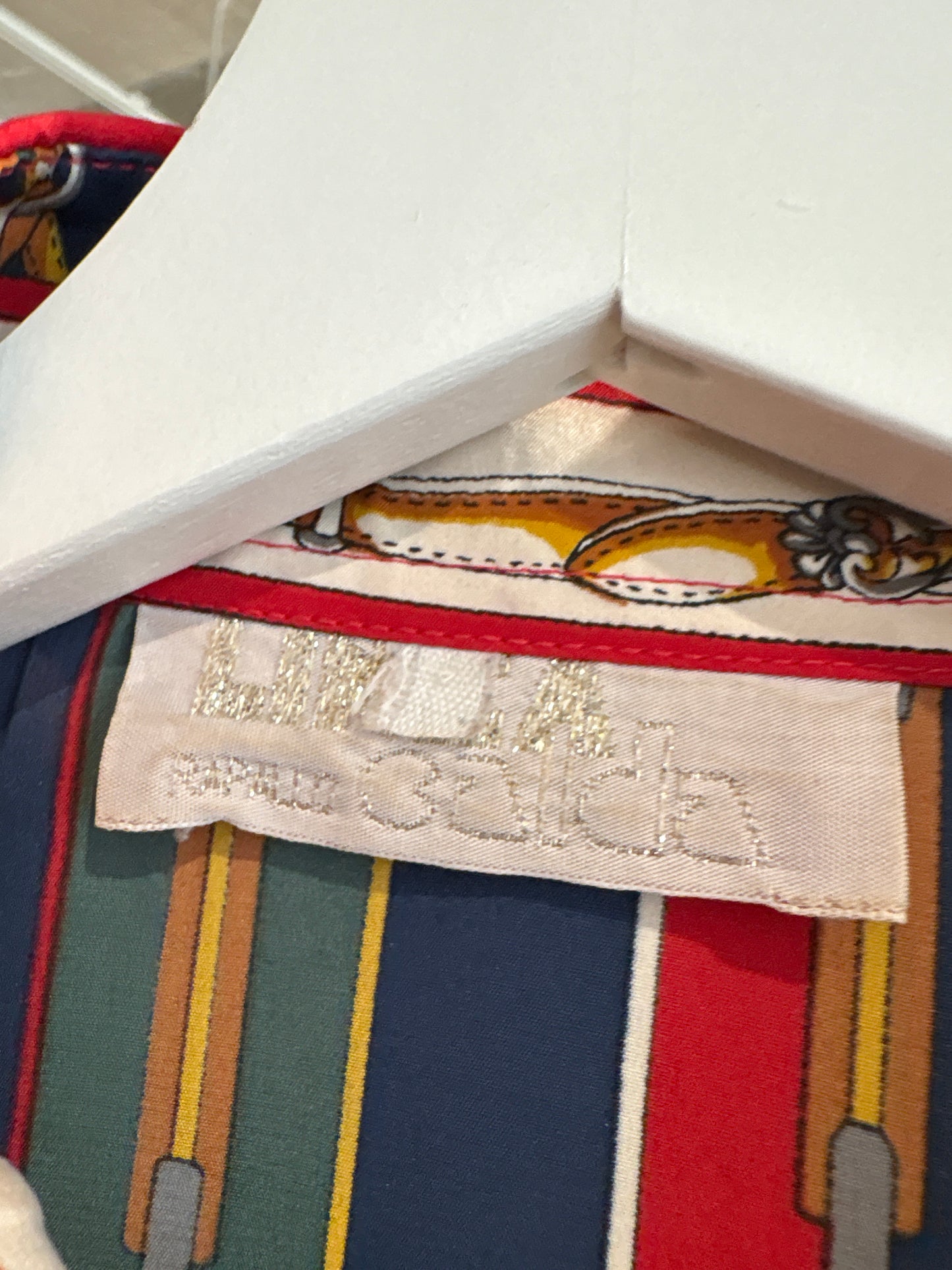 Cămașa vintage cu print baroc din material suie satinat