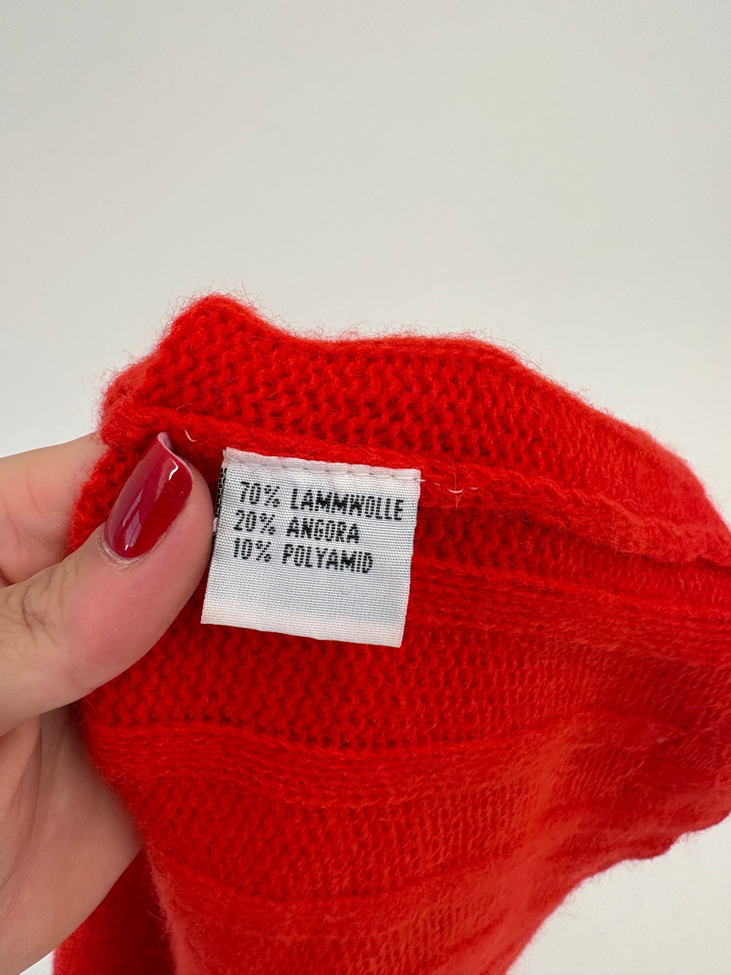 Rochie tip Maleta vintage roșu tare din lana extrafina multiply și Angora