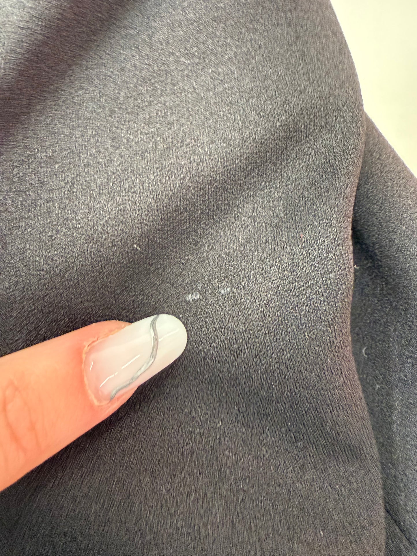 Sacou negru Calvin Klein în croi cambrat cu închidere dublă