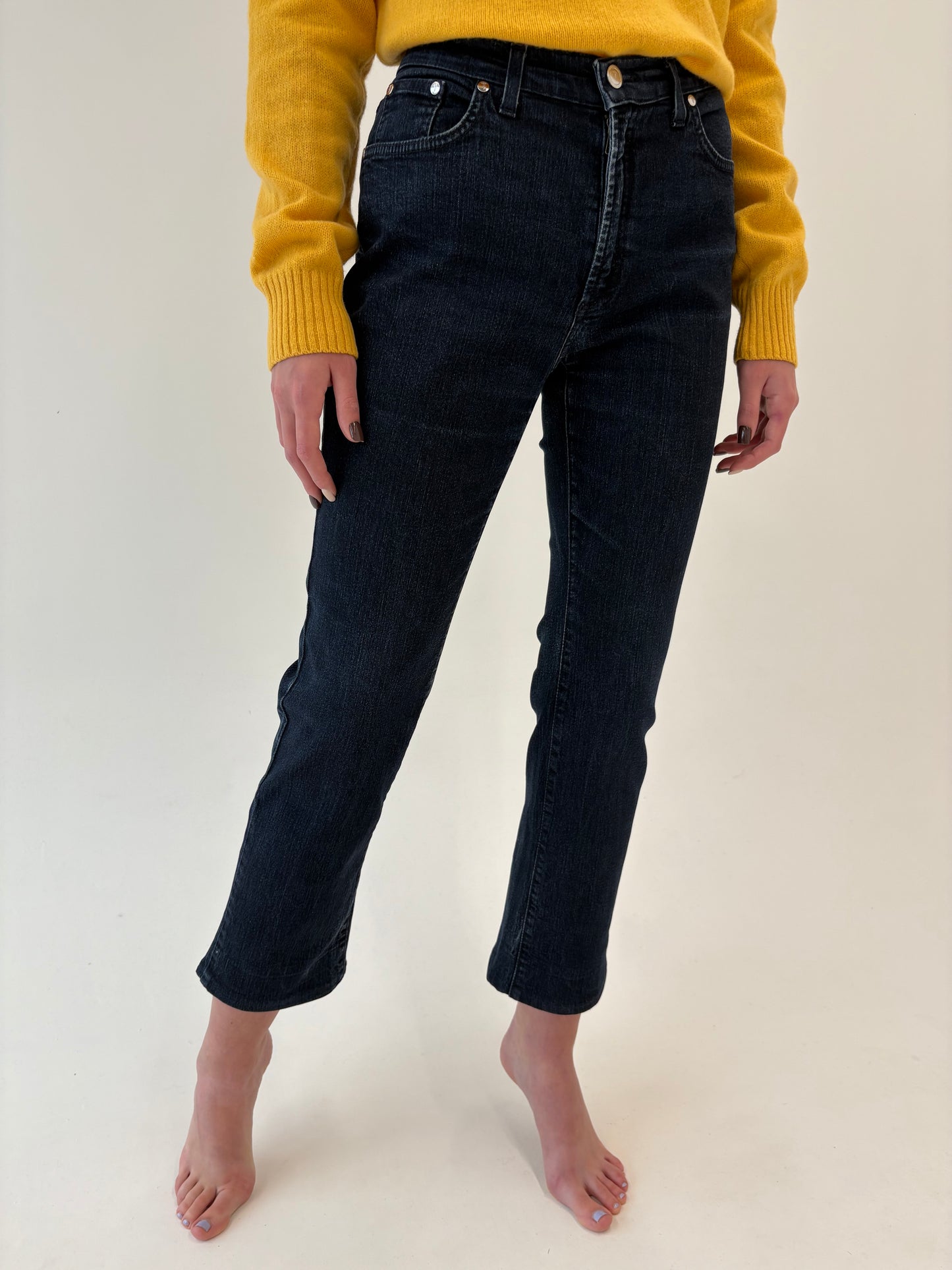 Jeans vintage luxury Trussardi dark wash modelator