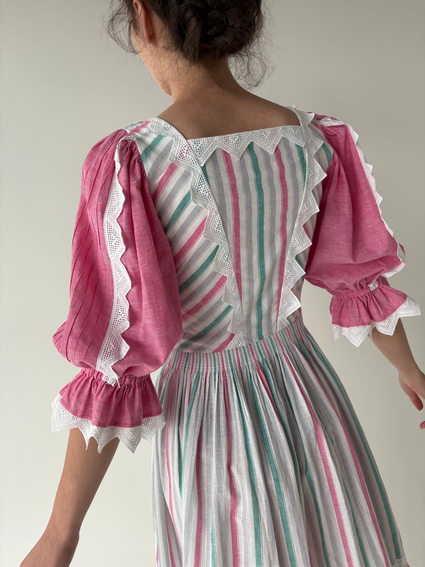 Rochie vintage luxury Sportalm cin pânză moale și dantelă macrame