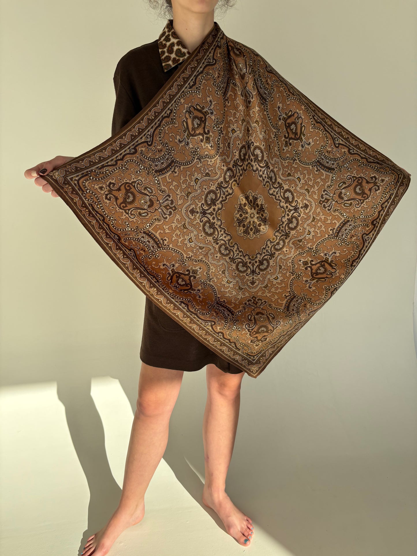 Eșarfă superbă chocolate brown din mătase naturală
